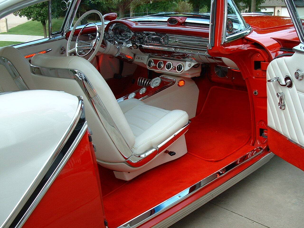 1957 Oldsmobile Rocket 88 13