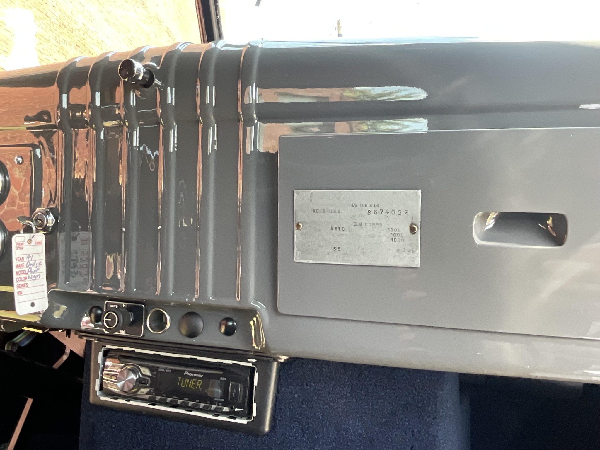 1941 White motor company 1/2 Ton 42