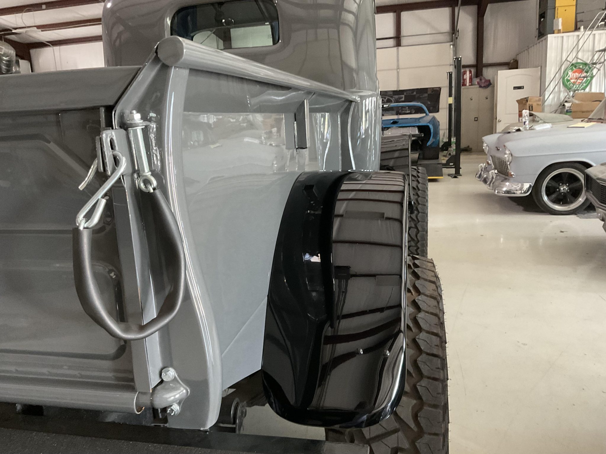 1941 White motor company 1/2 Ton 32