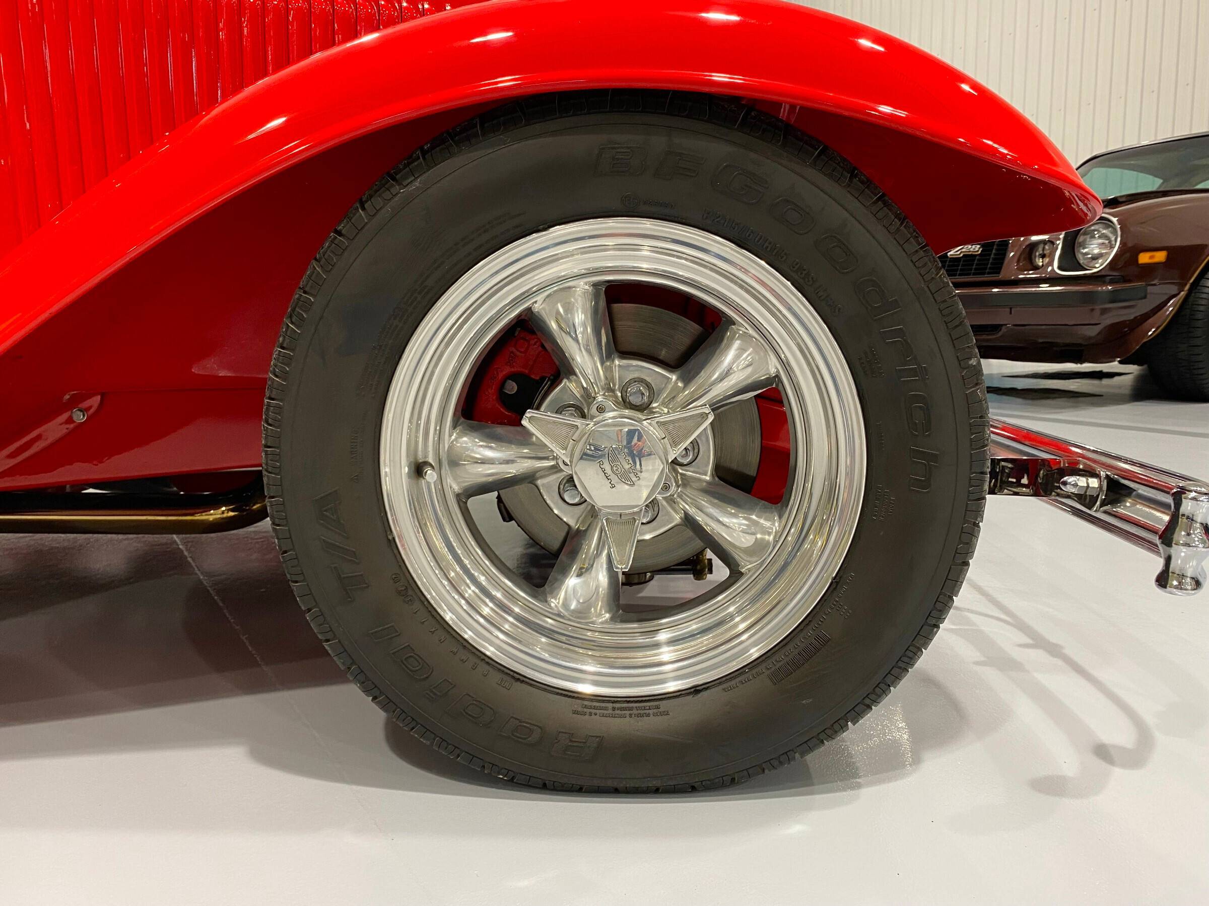 1932 Ford Coupe 7