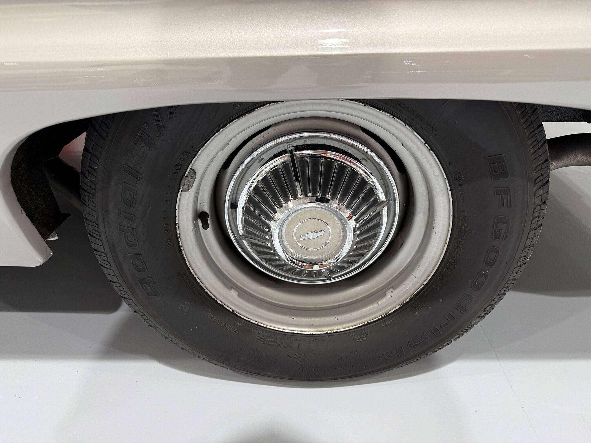 1963 Chevrolet Biscayne 2-Door Post 15