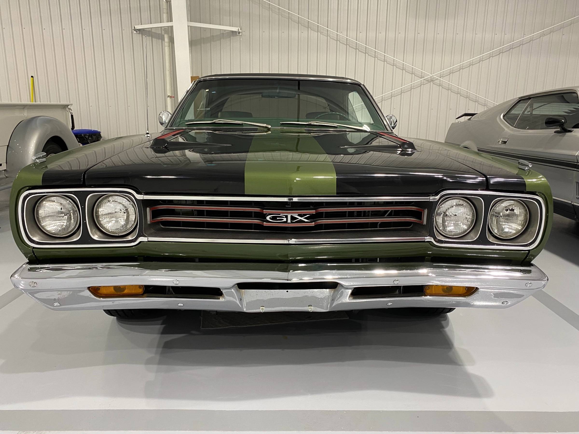 1969 Plymouth GTX 5