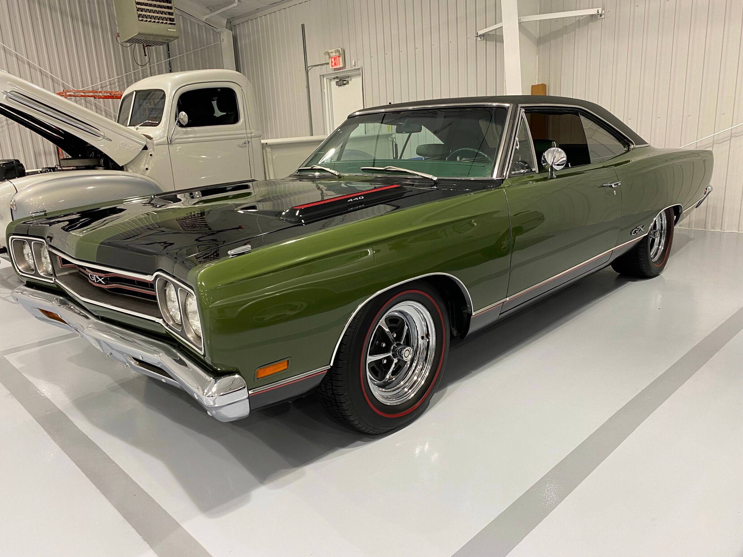 1969 Plymouth GTX 3