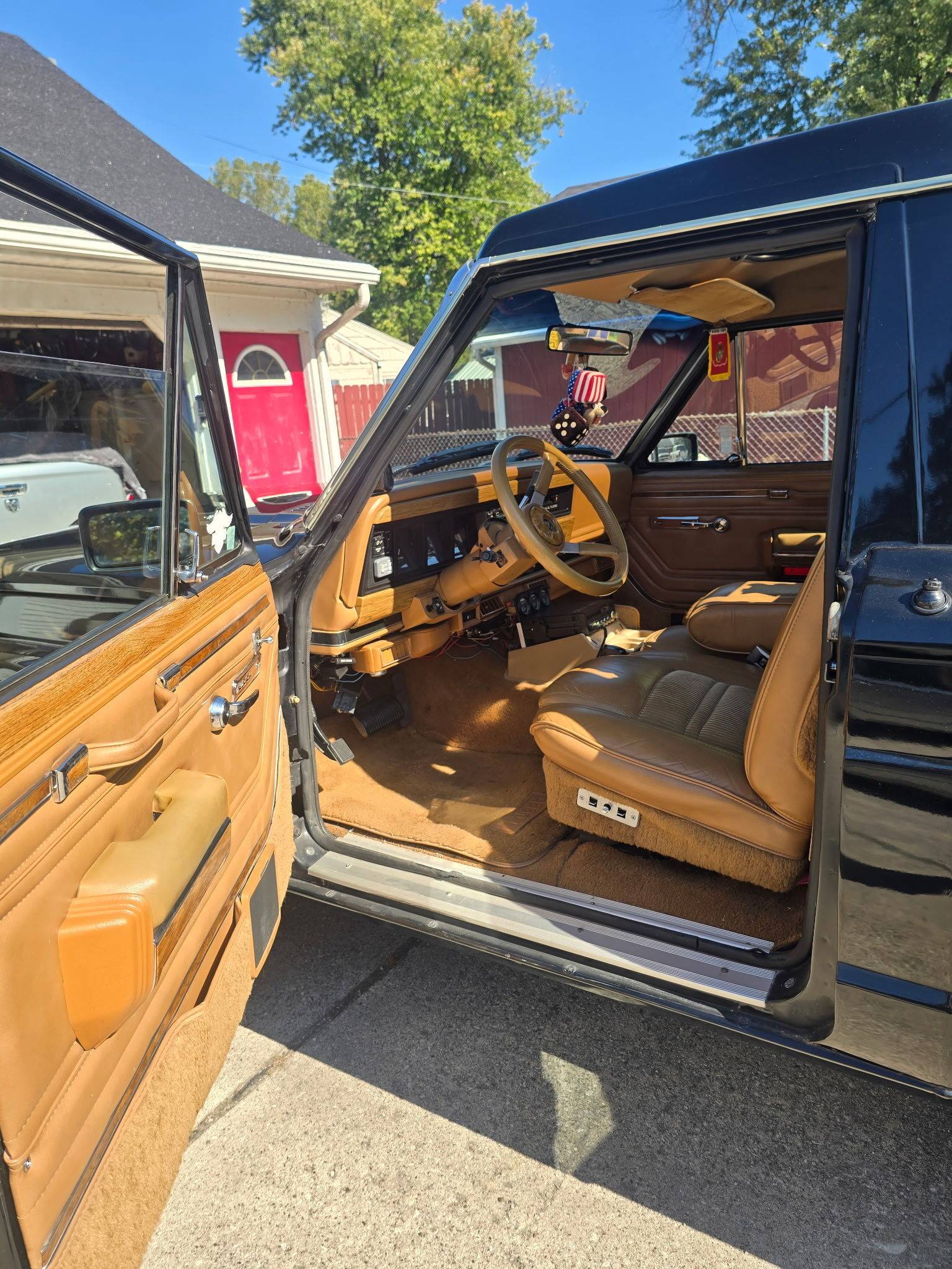 1977 Jeep J10 4x4 24