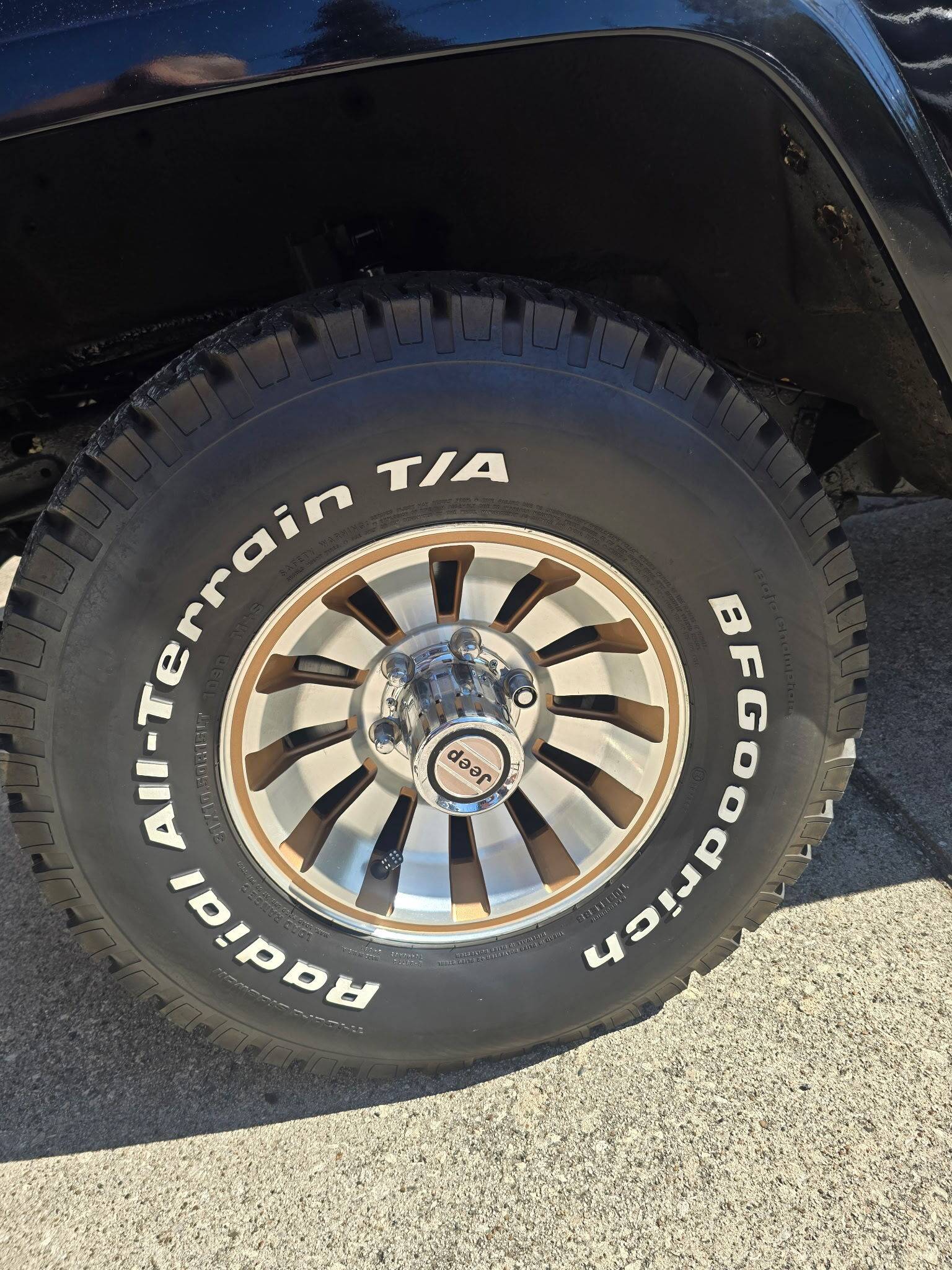 1977 Jeep J10 4x4 48