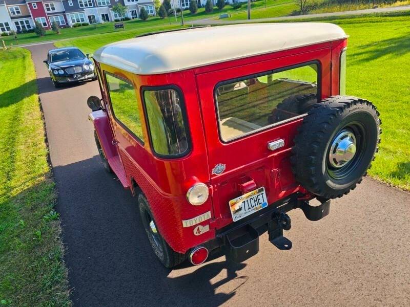 1971 Toyota Land Cruiser 106
