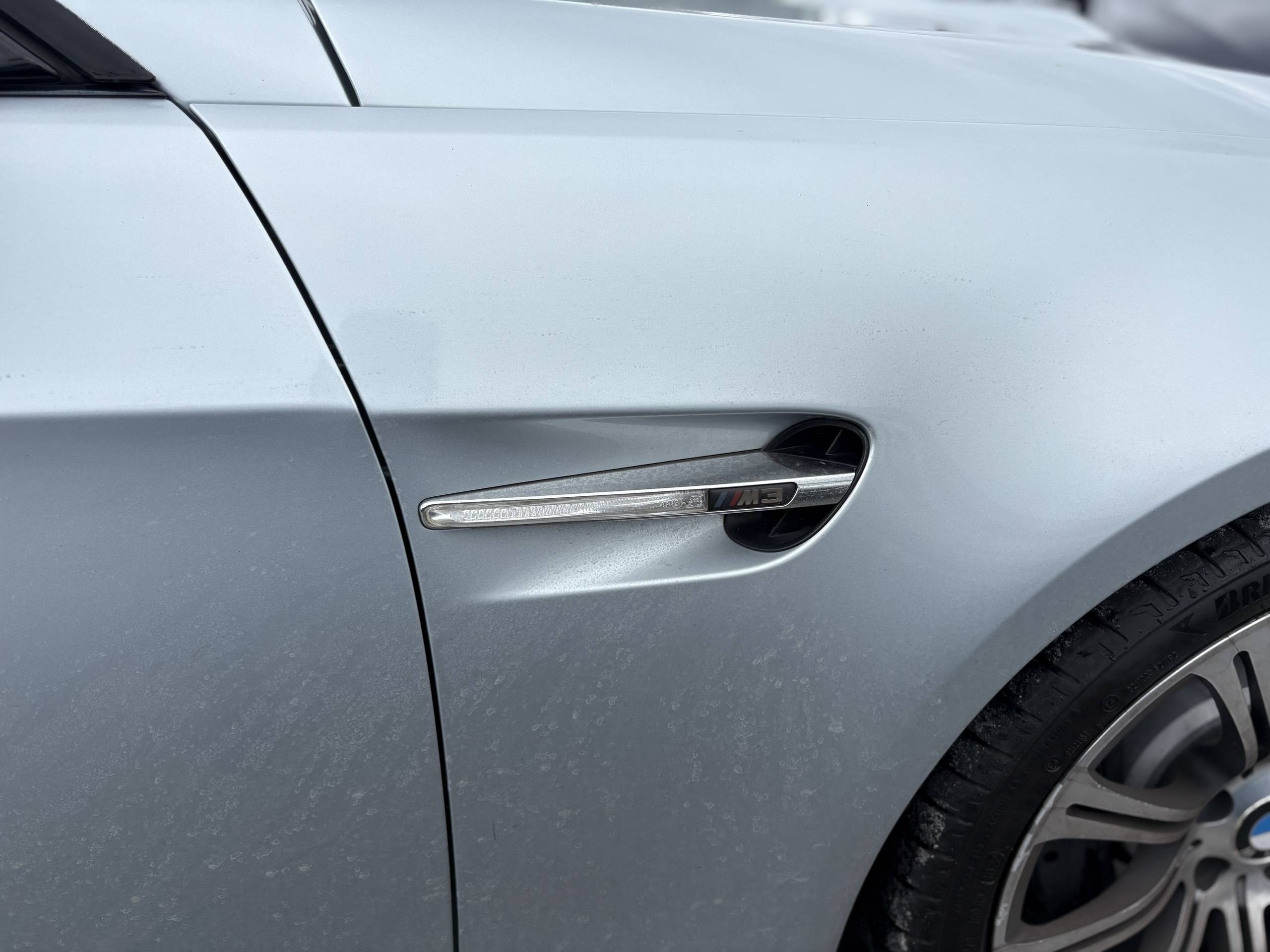 2013 BMW 3 Series 25