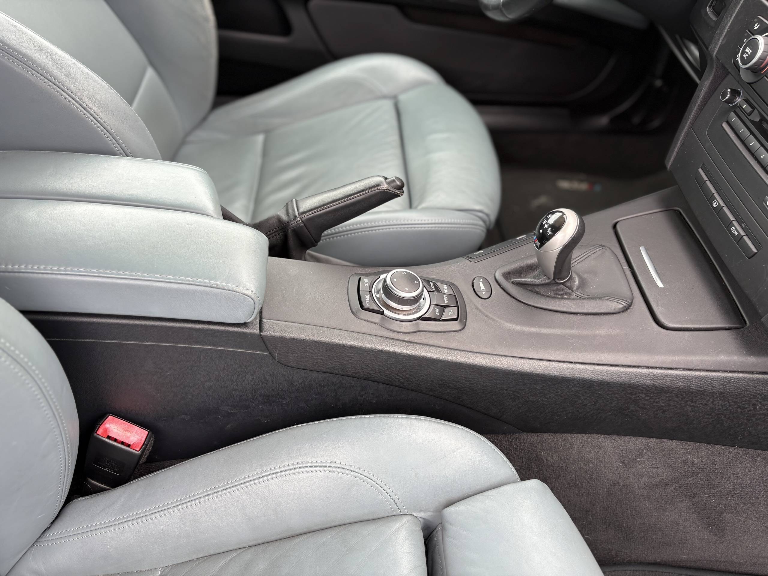 2013 BMW 3 Series 42