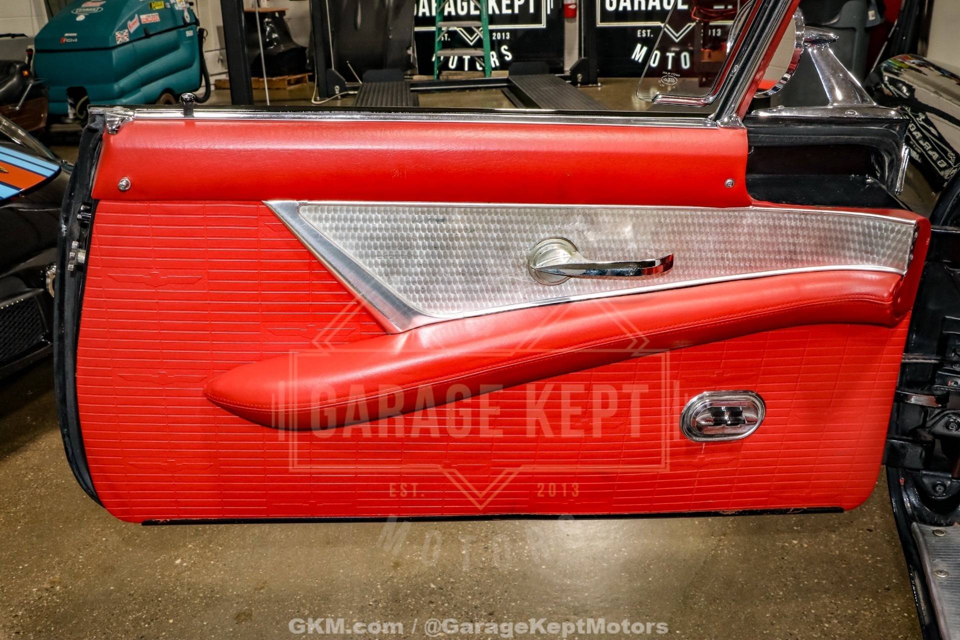 1957 Ford Thunderbird 205