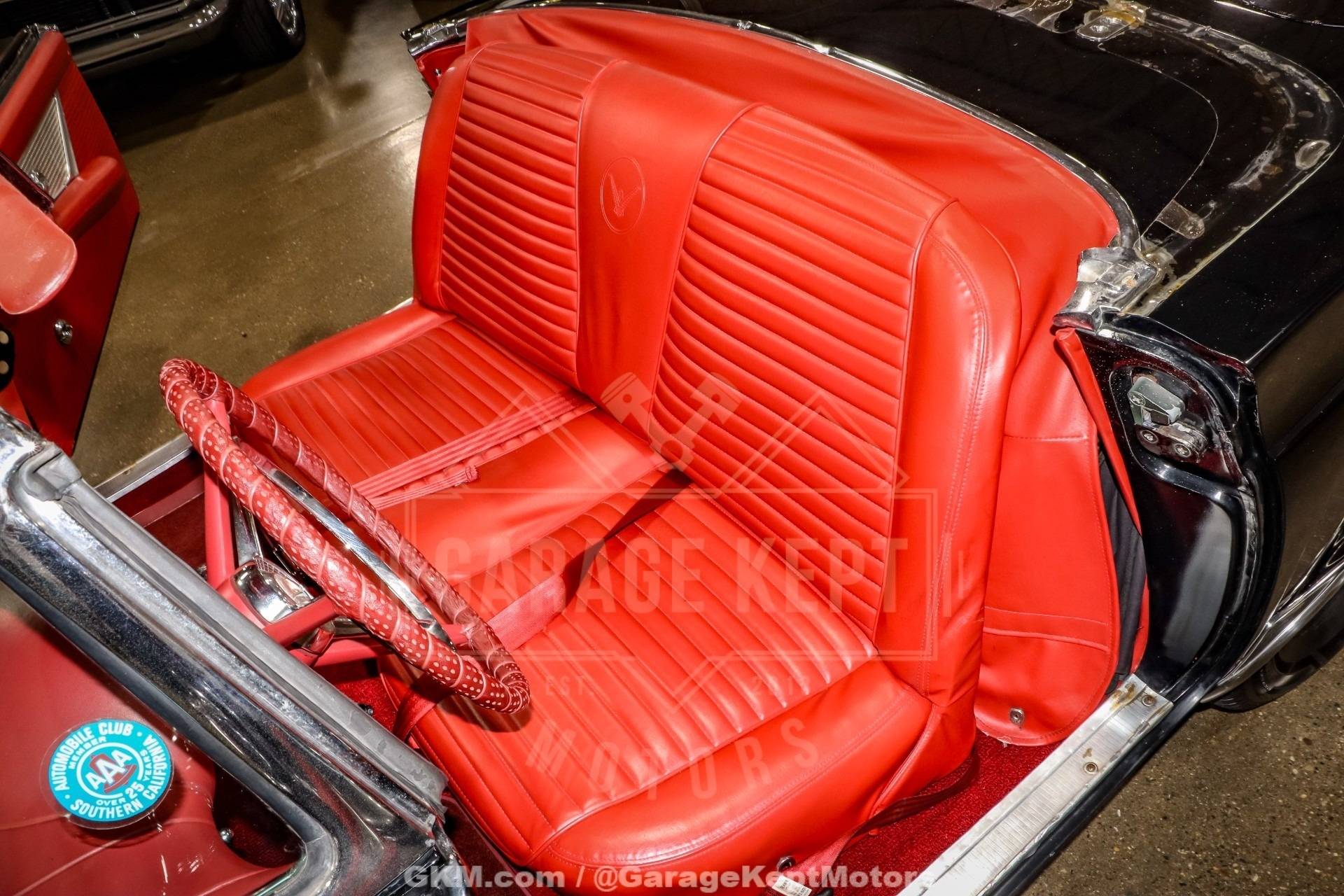 1957 Ford Thunderbird 215