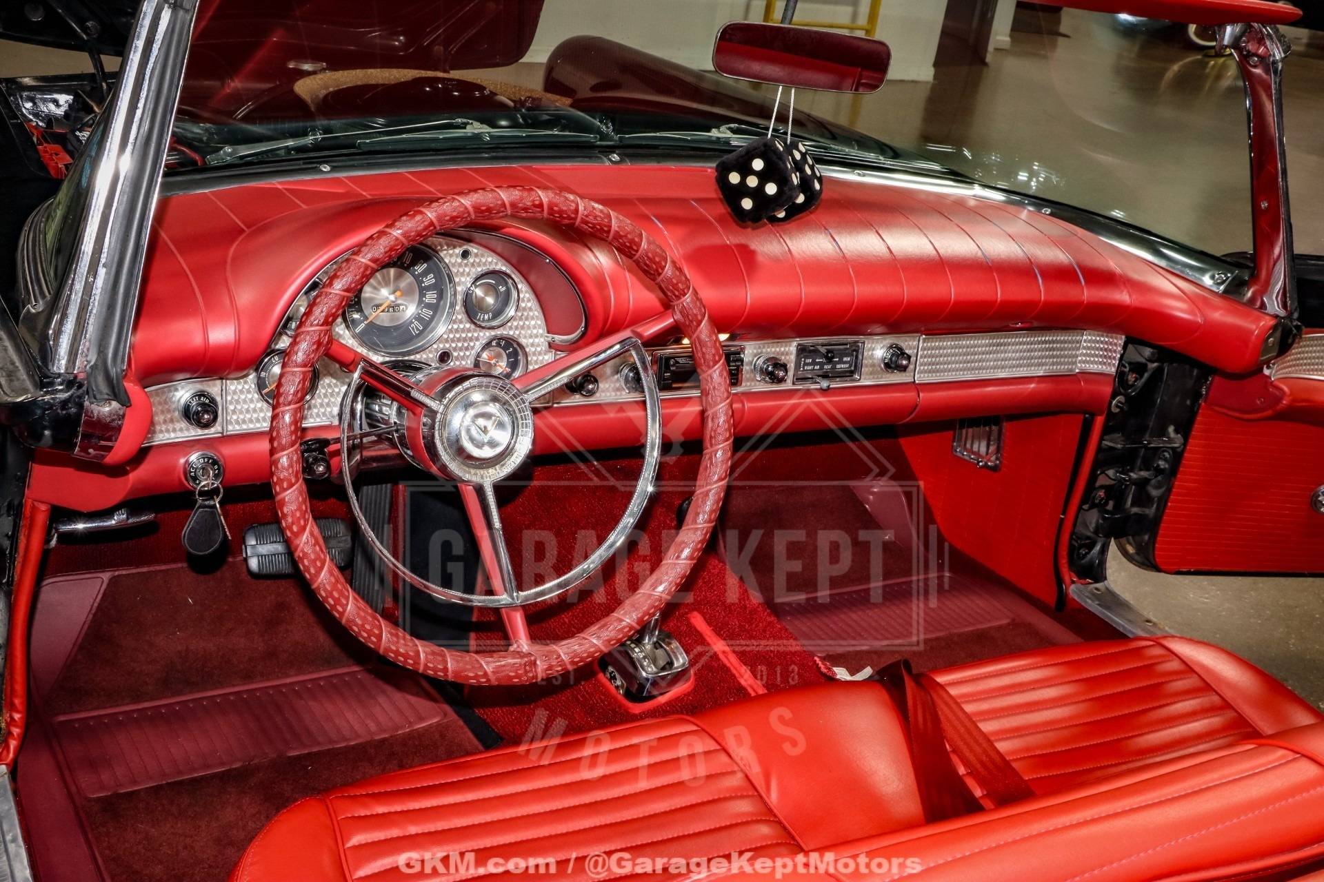 1957 Ford Thunderbird 221