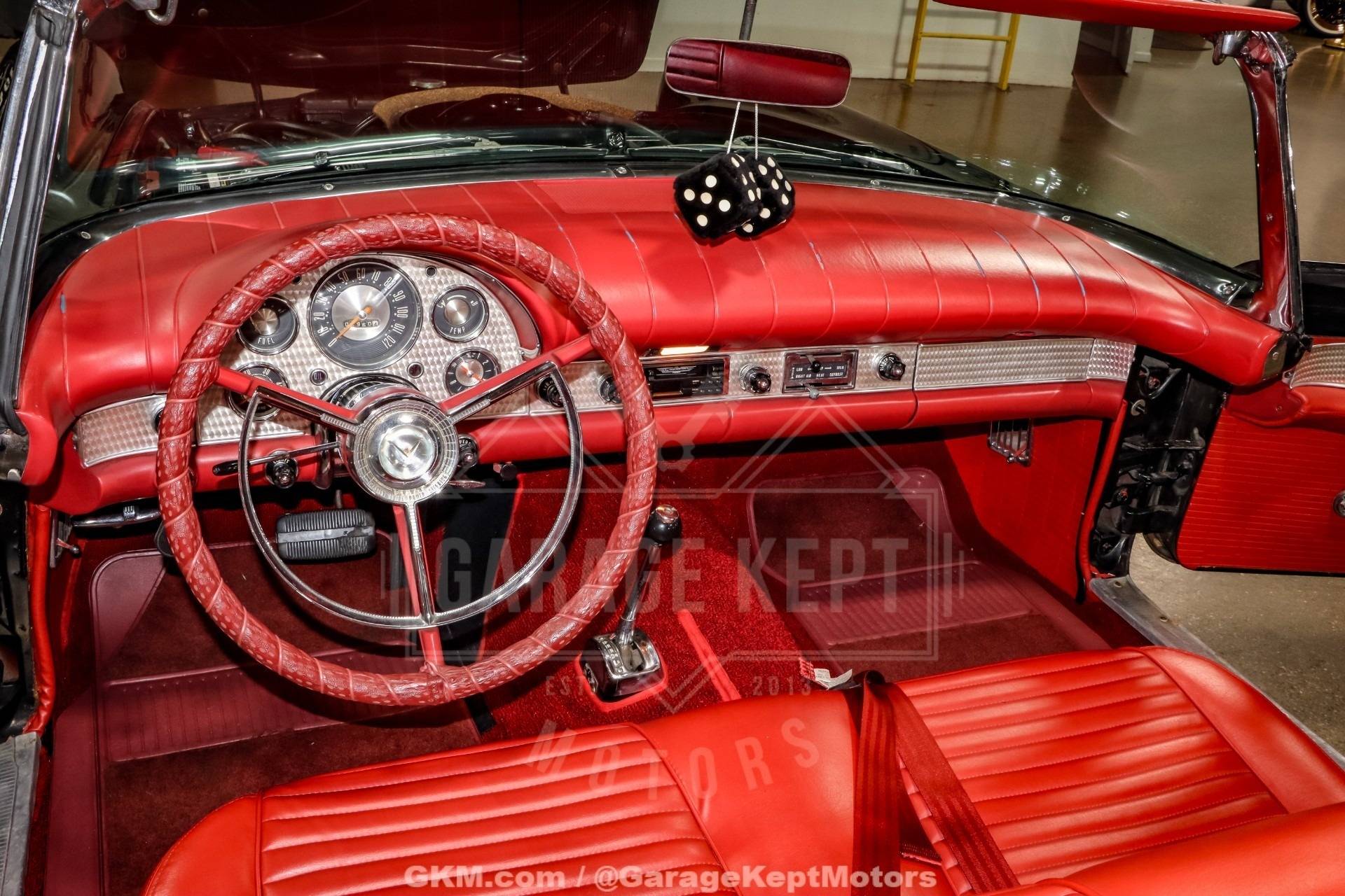 1957 Ford Thunderbird 223