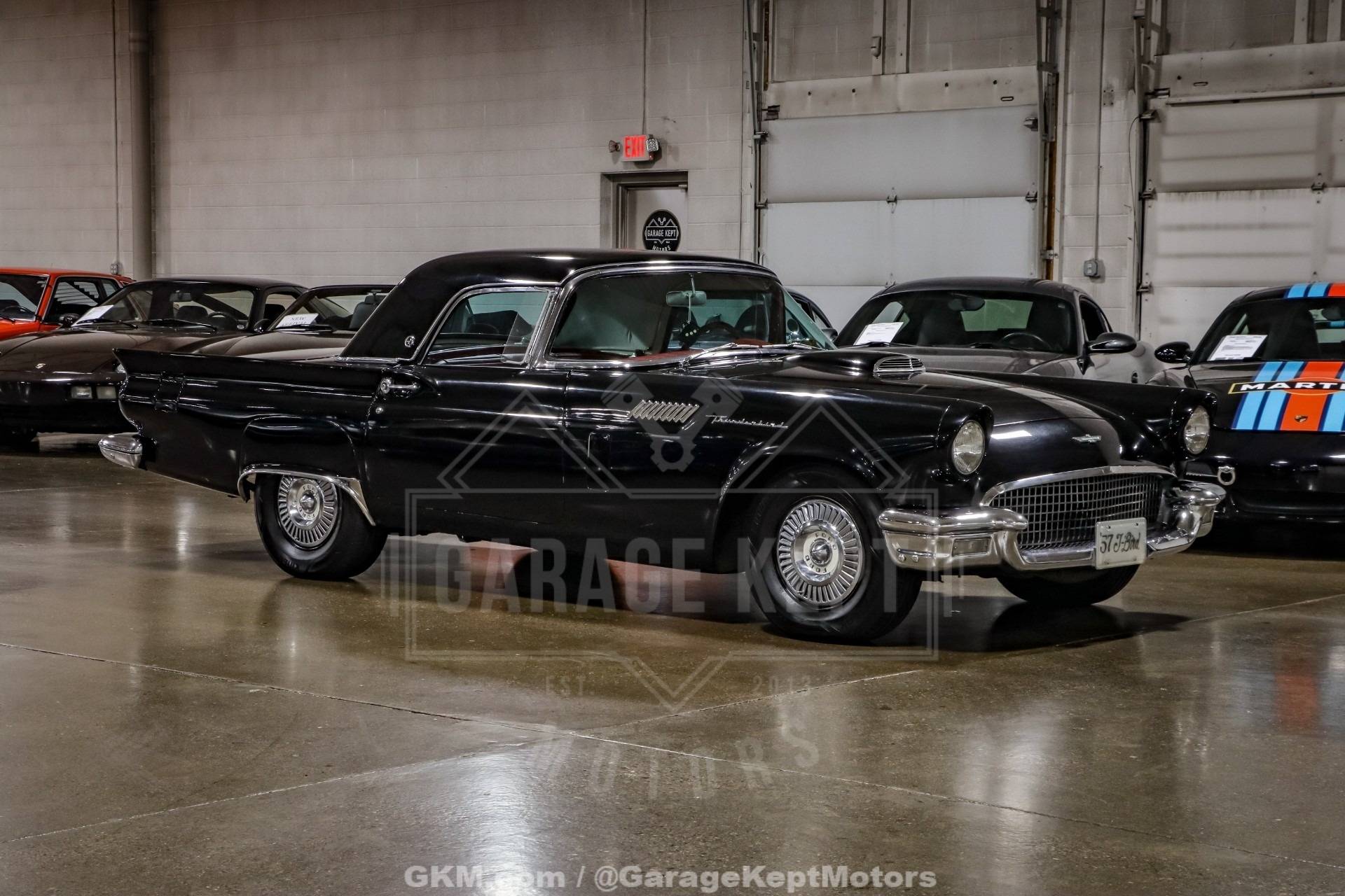 1957 Ford Thunderbird 3