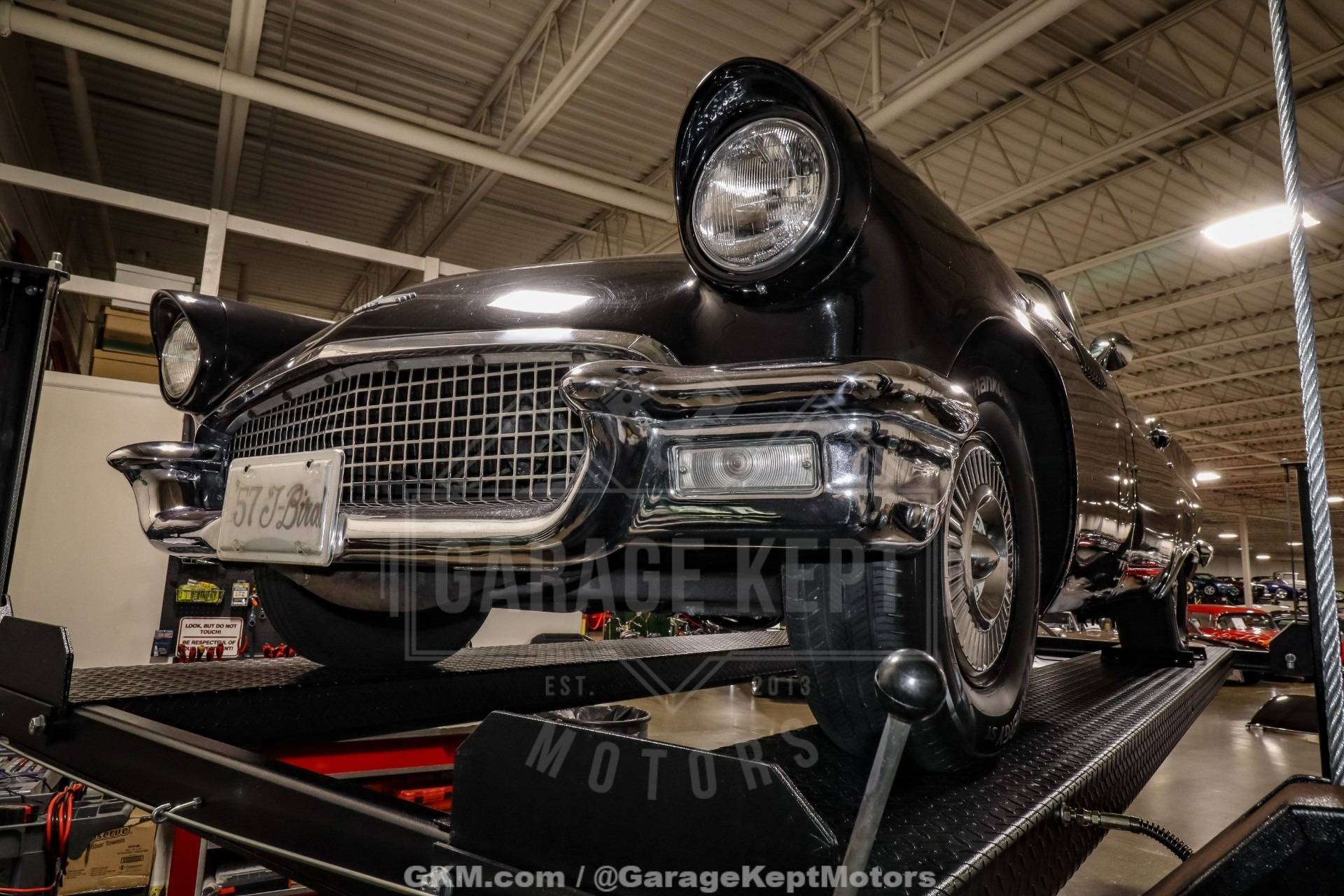 1957 Ford Thunderbird 291