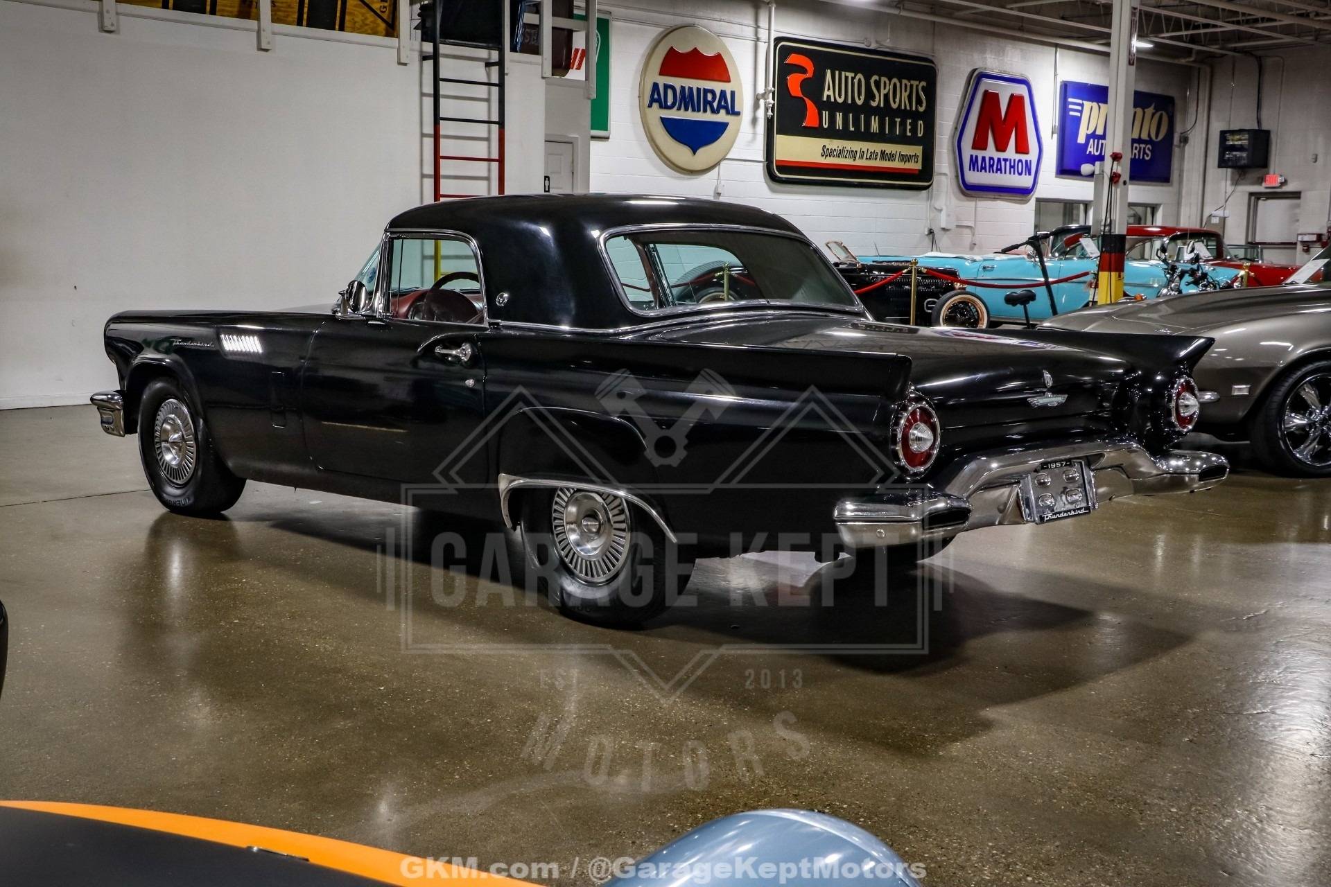 1957 Ford Thunderbird 11