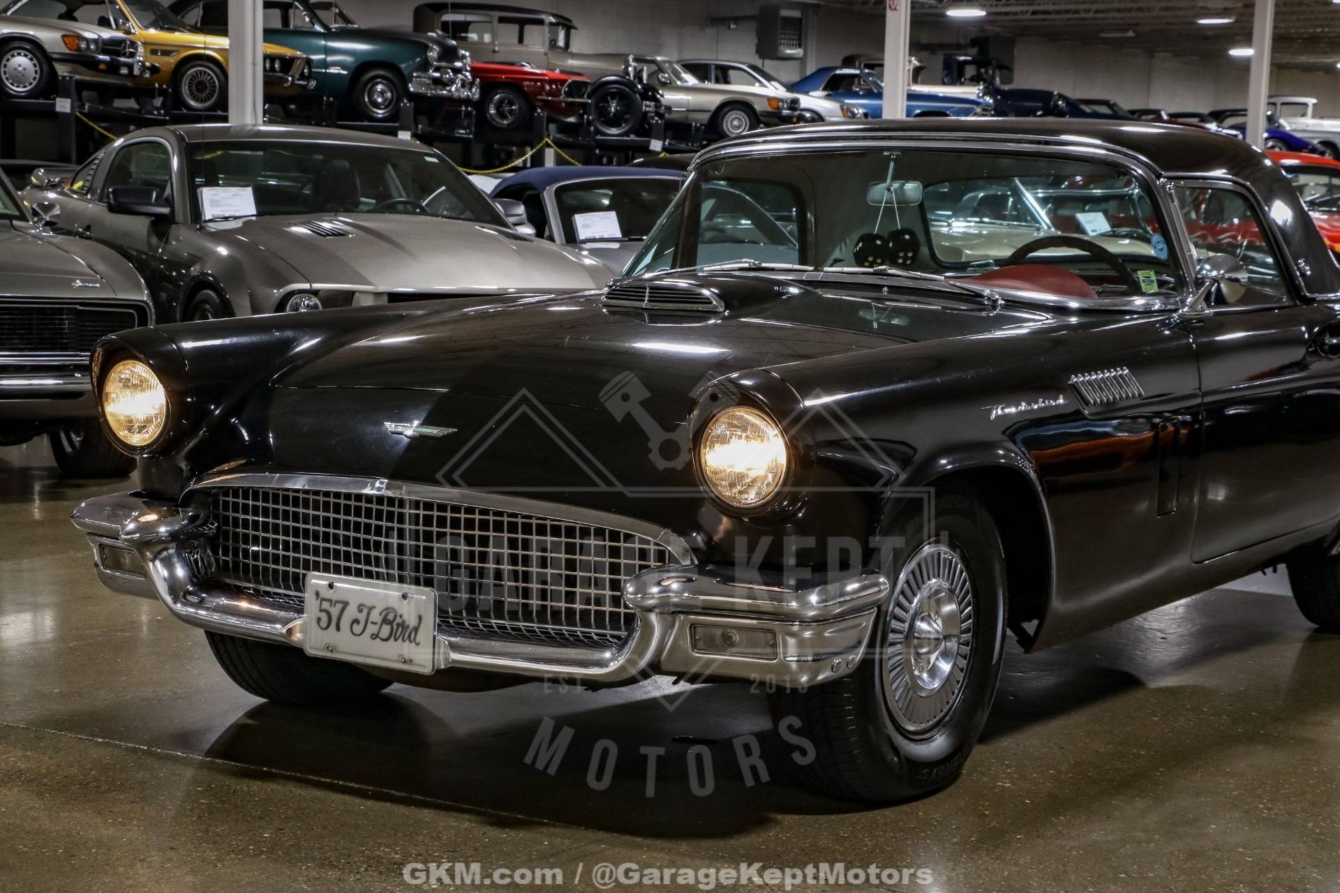 1957 Ford Thunderbird 41