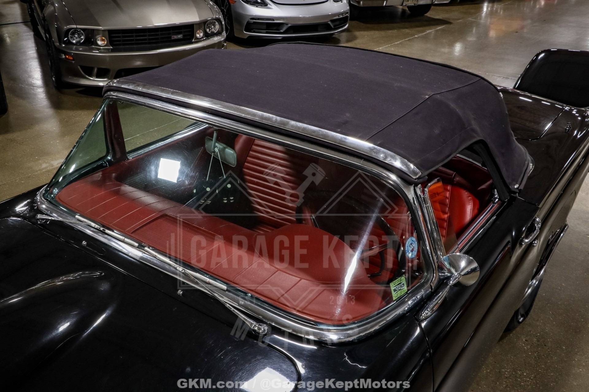 1957 Ford Thunderbird 127