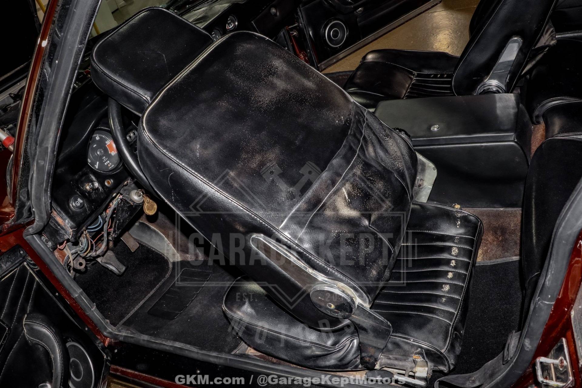 1971 Jensen Interceptor 191