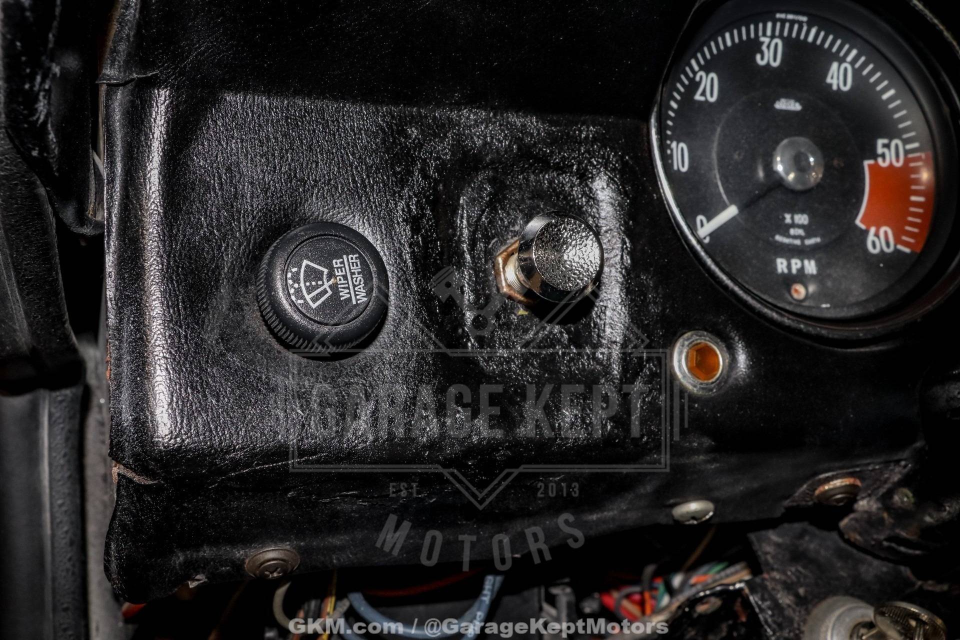 1971 Jensen Interceptor 209