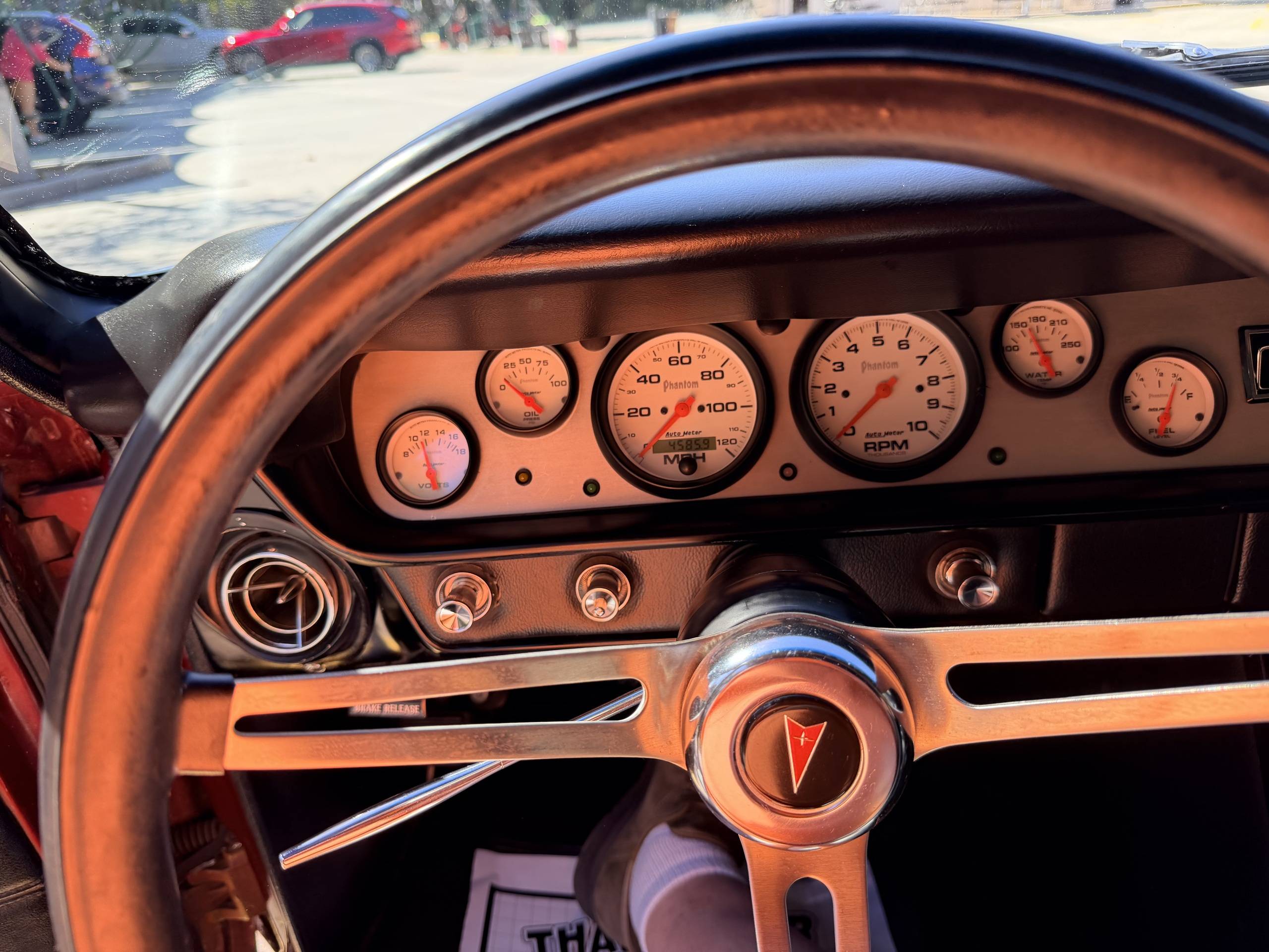 1965 Pontiac GTO 29