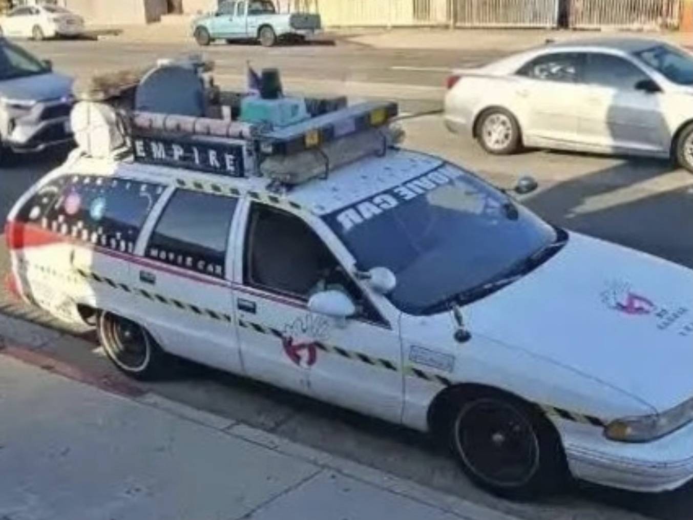 1994 CAPRICE WAGON  1 Ton 5