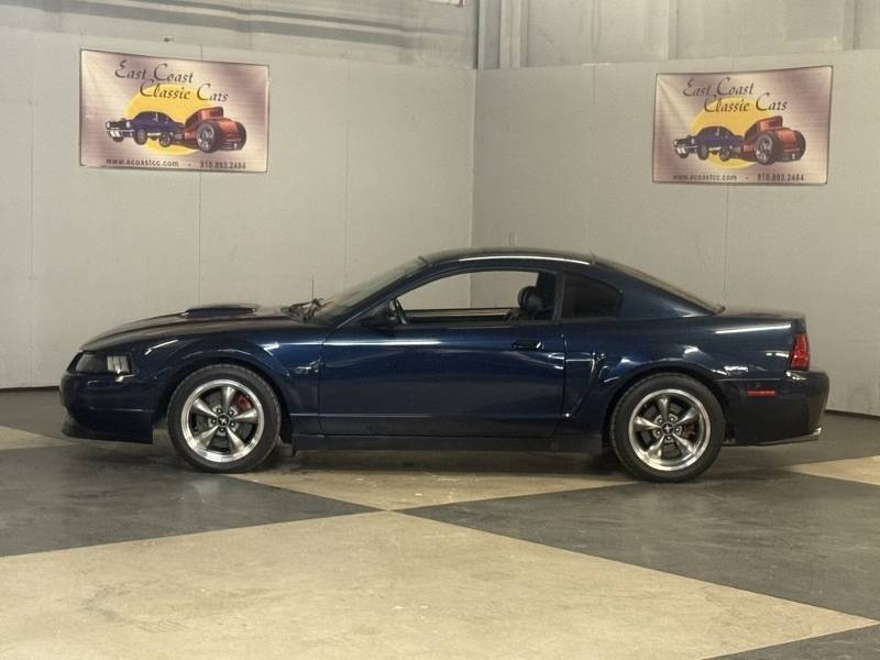 2001 Ford Mustang 1