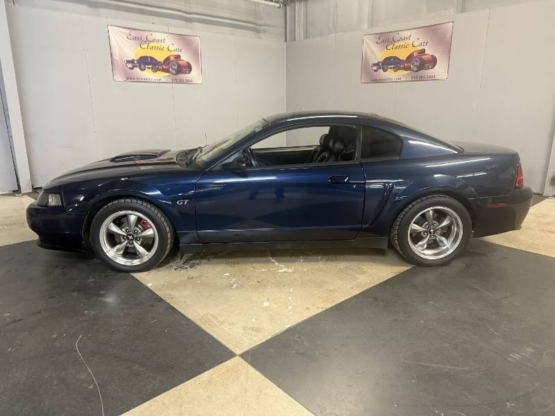2001 Ford Mustang 3