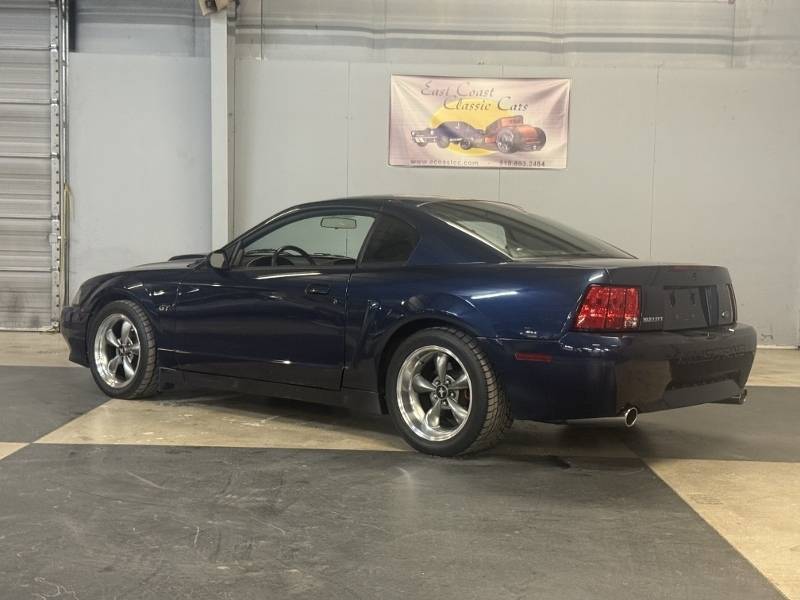 2001 Ford Mustang 7