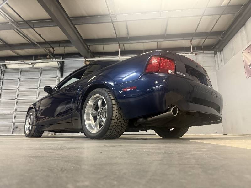 2001 Ford Mustang 10