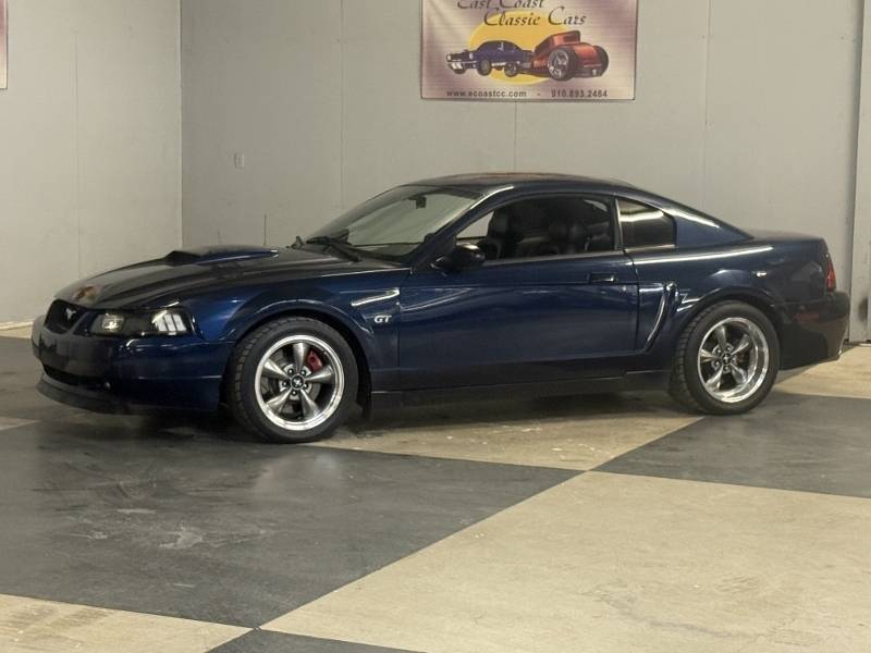 2001 Ford Mustang 11
