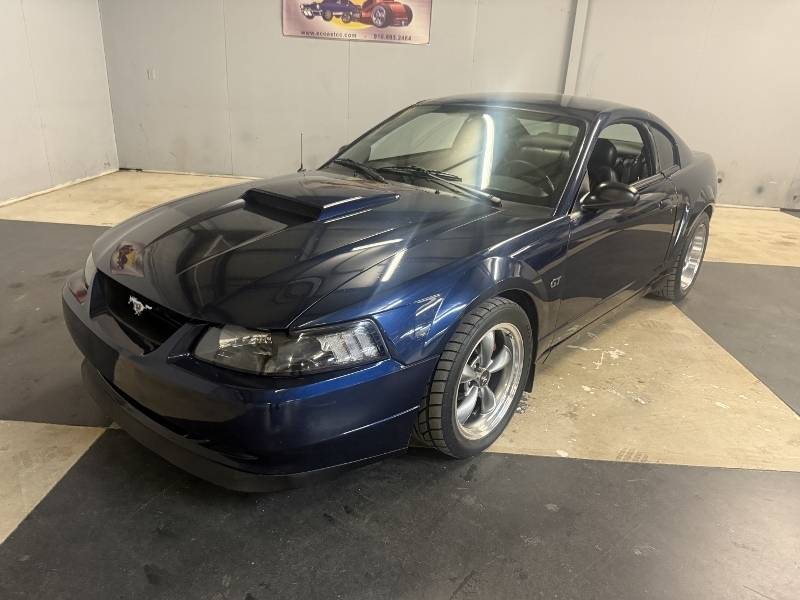 2001 Ford Mustang 13