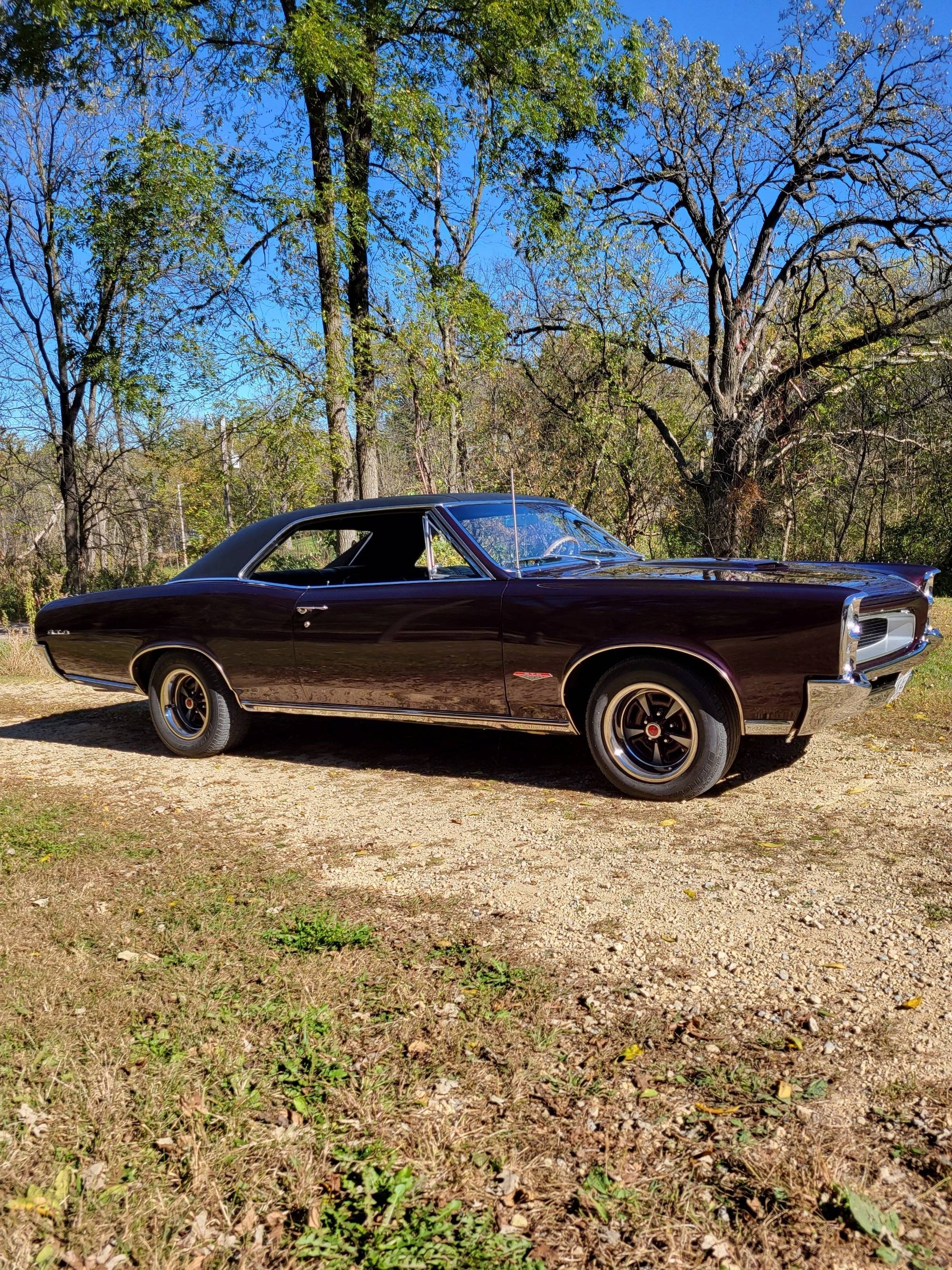 1966 Pontiac GTO 16