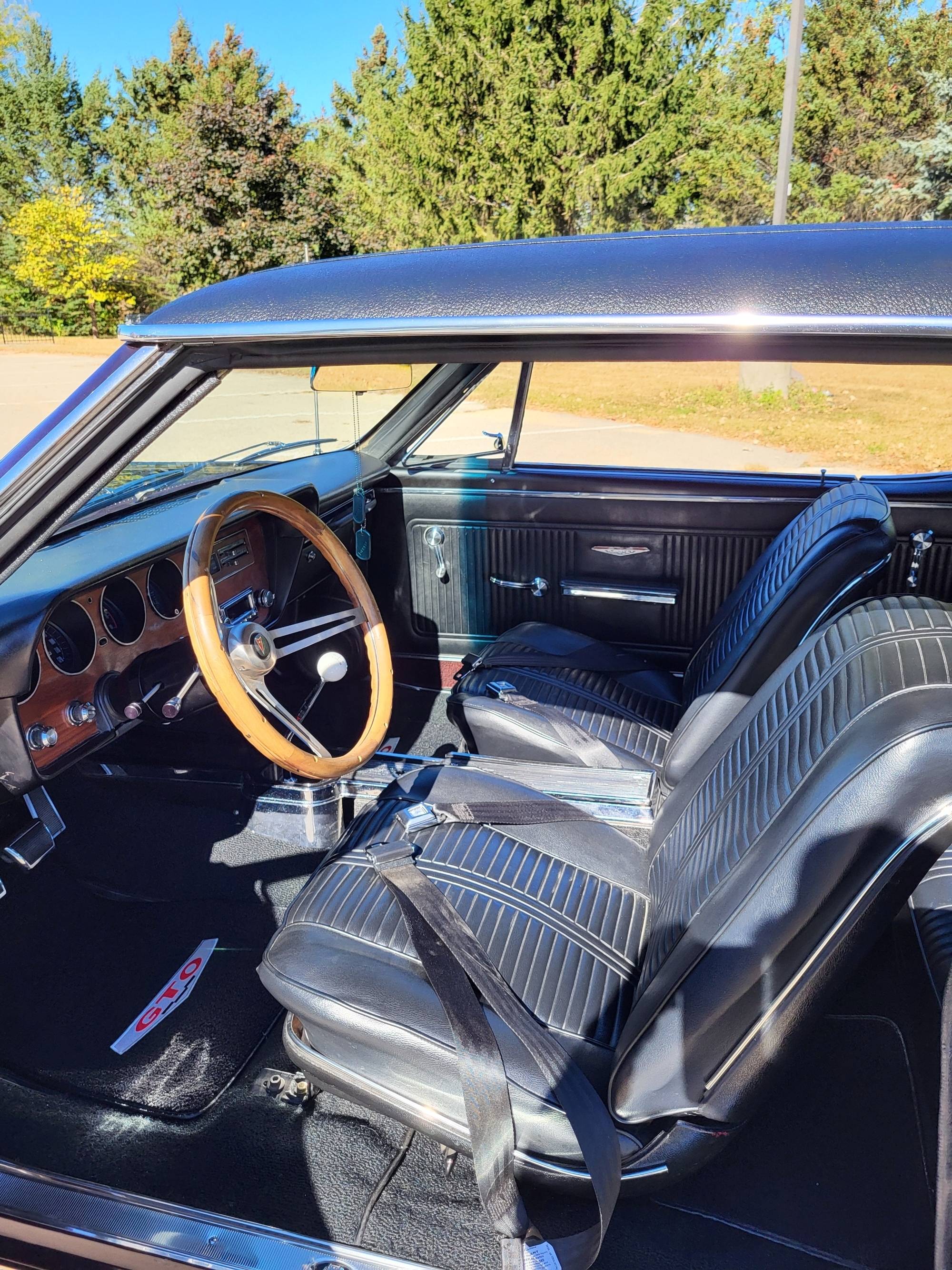 1966 Pontiac GTO 30