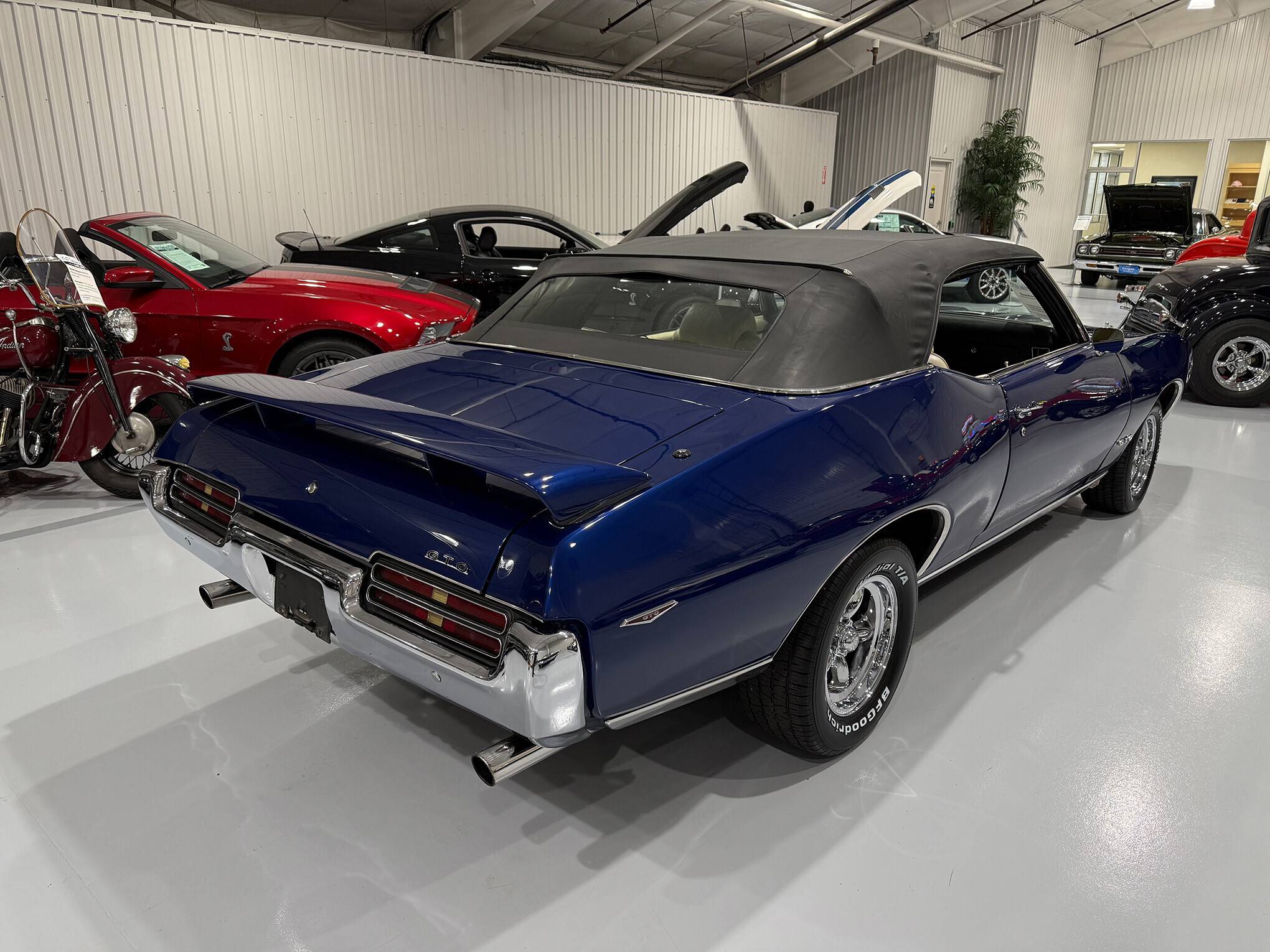 1969 Pontiac GTO 9