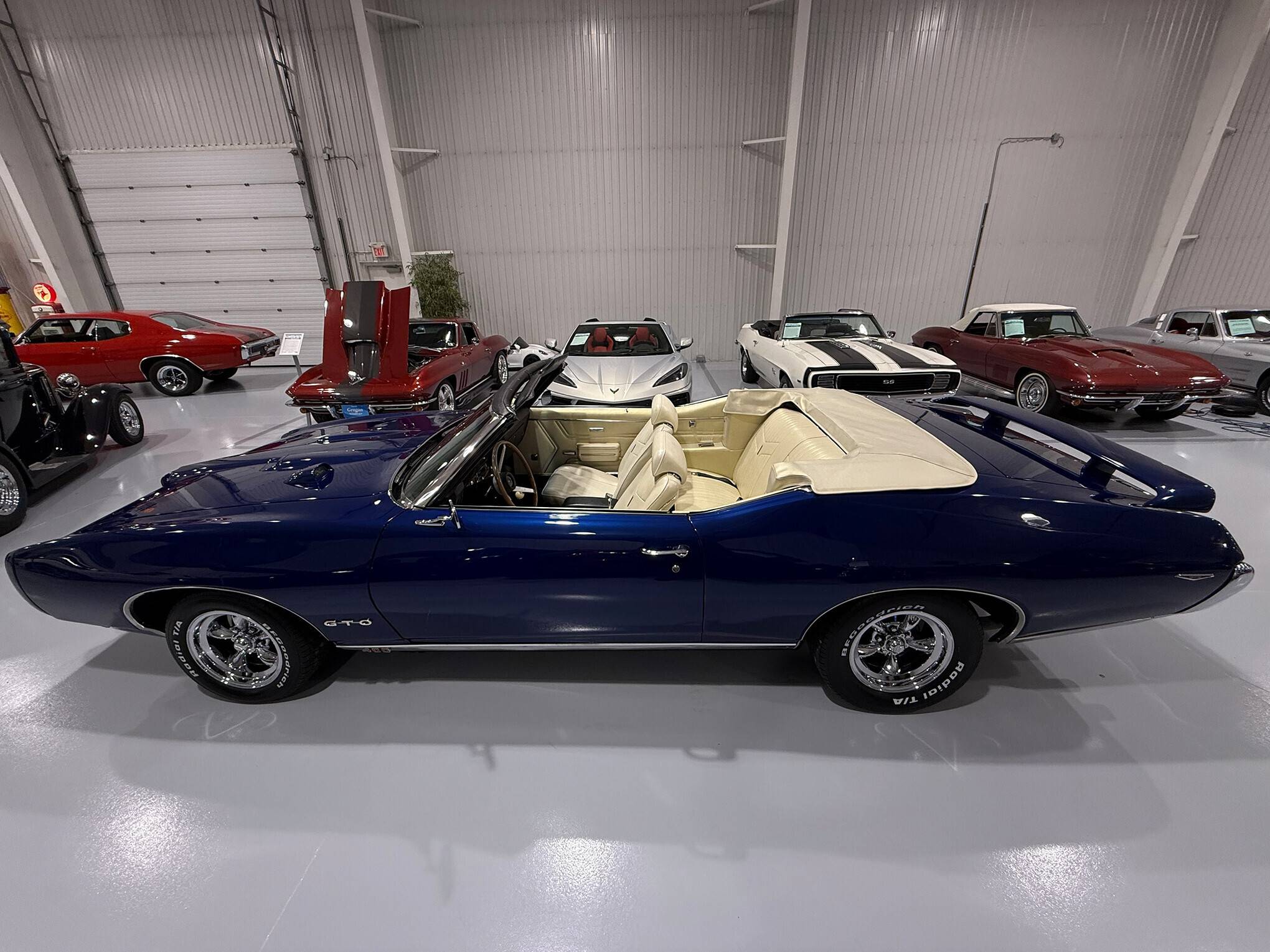 1969 Pontiac GTO 15