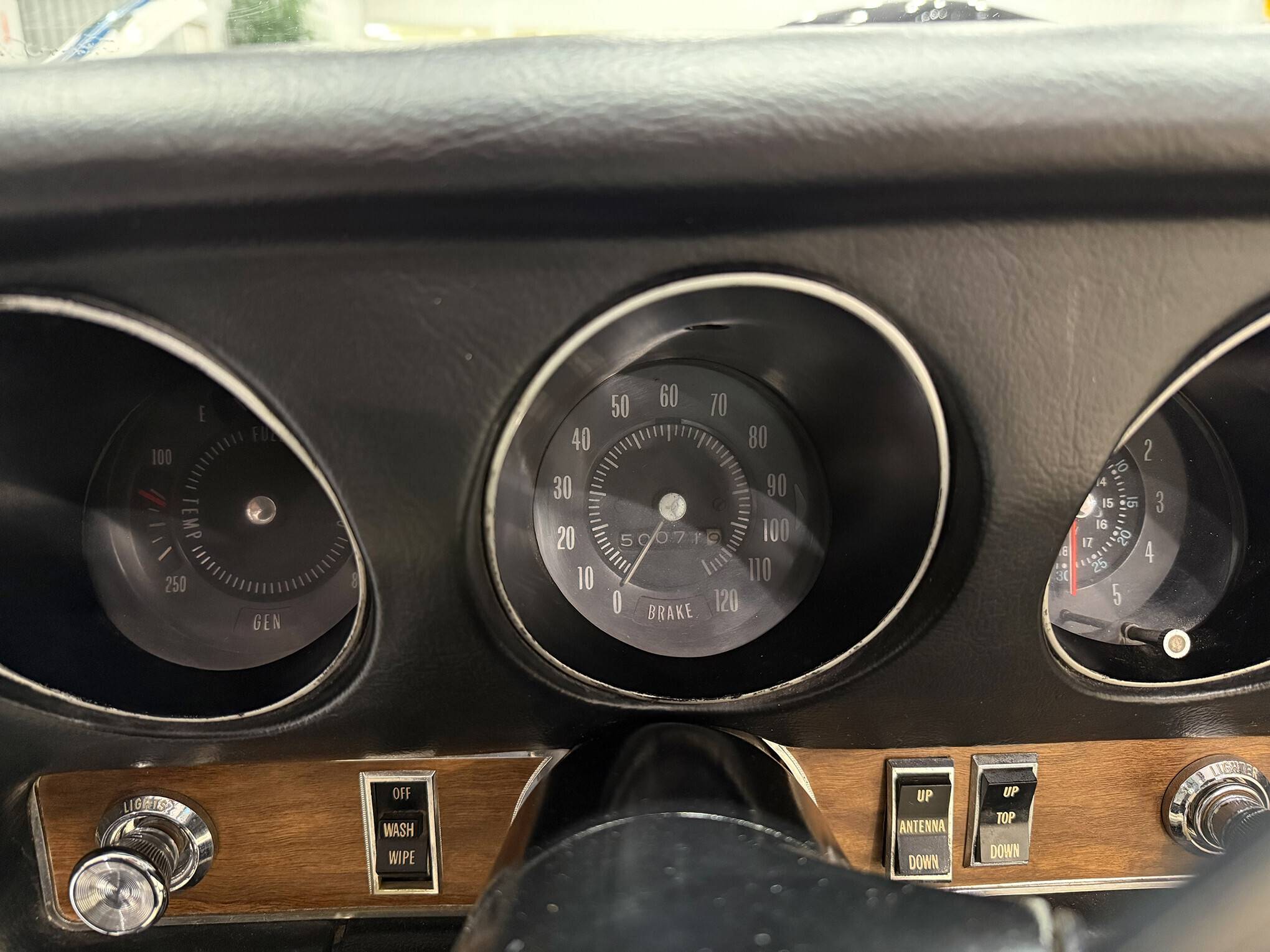 1969 Pontiac GTO 33