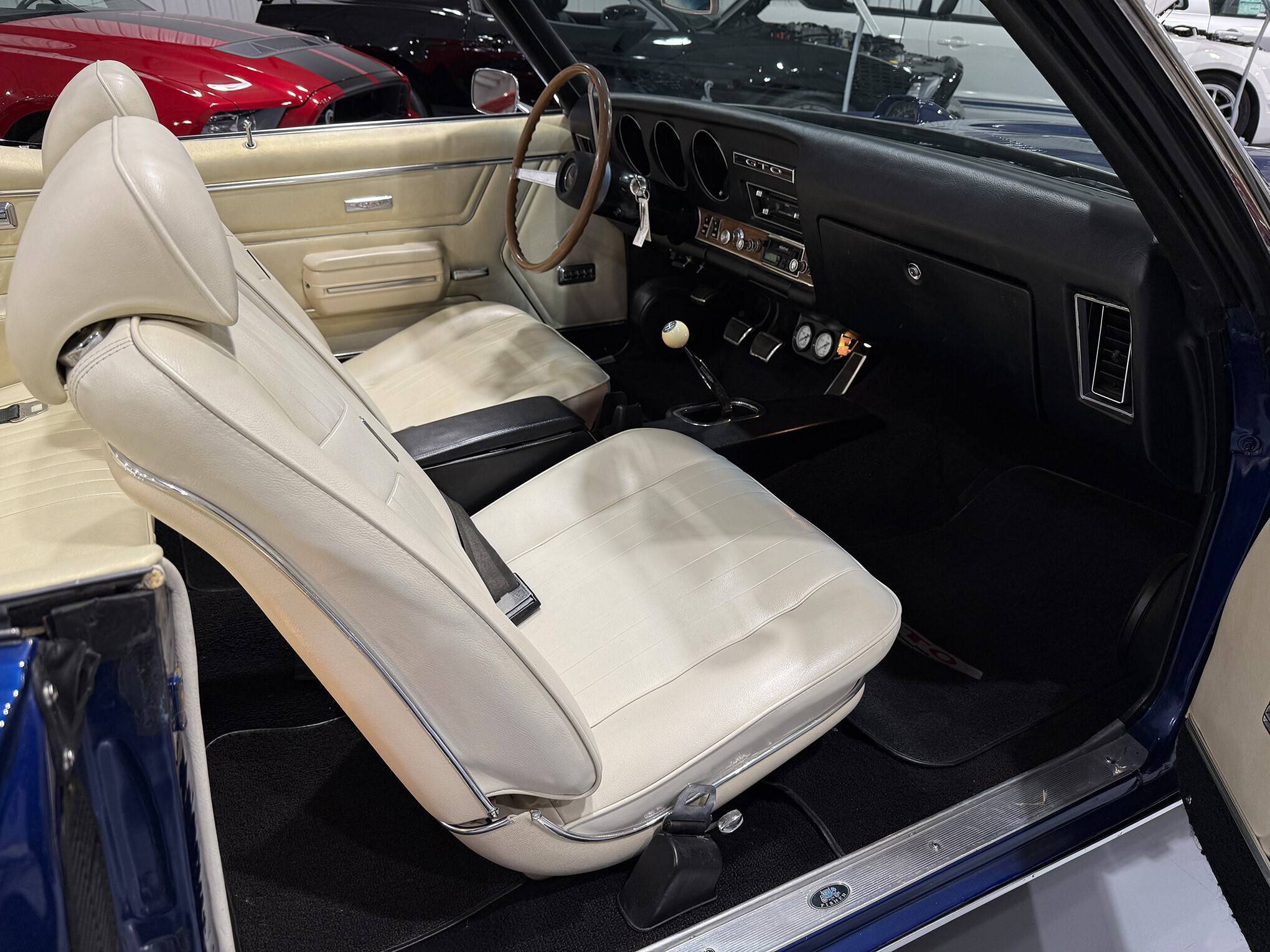 1969 Pontiac GTO 29
