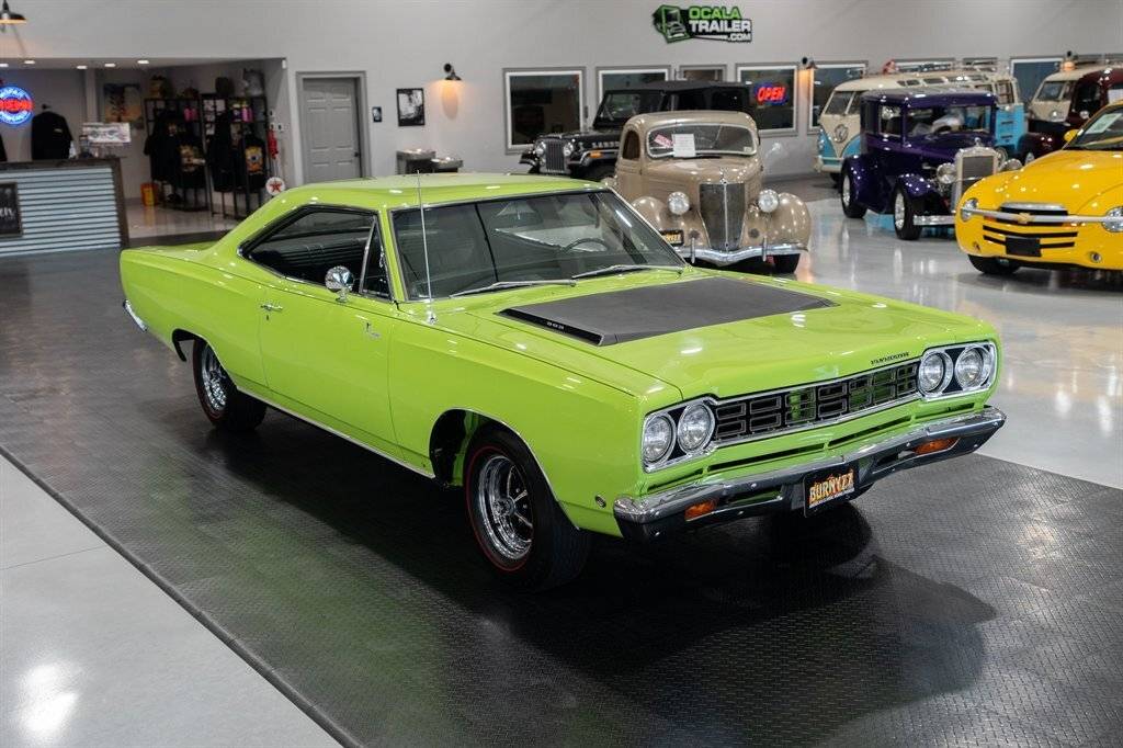1968 Plymouth Road Runner 35