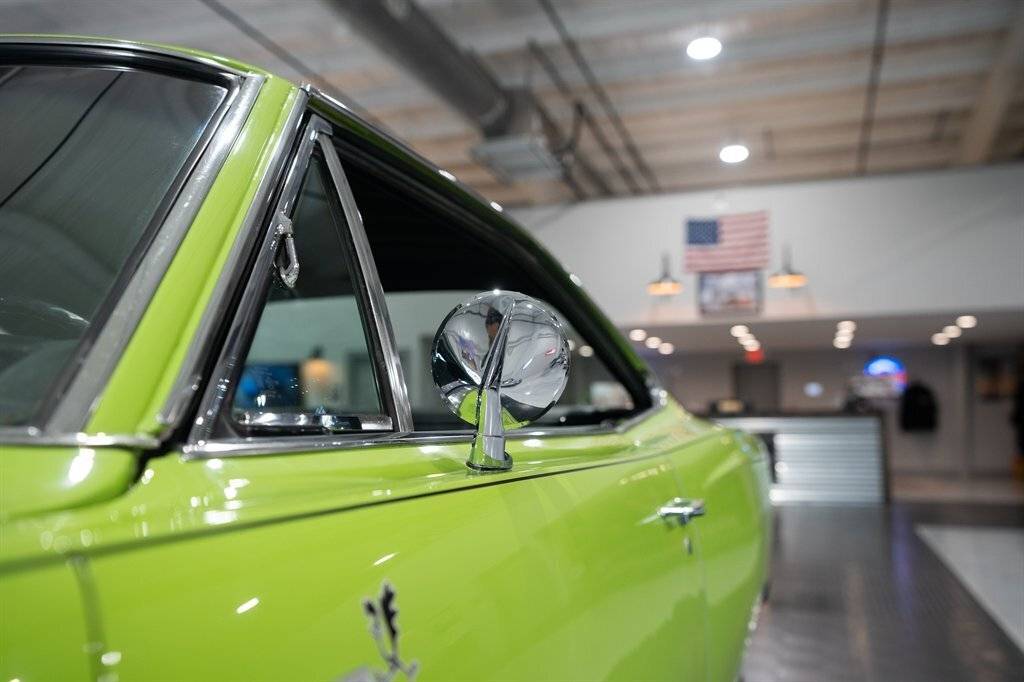 1968 Plymouth Road Runner 51