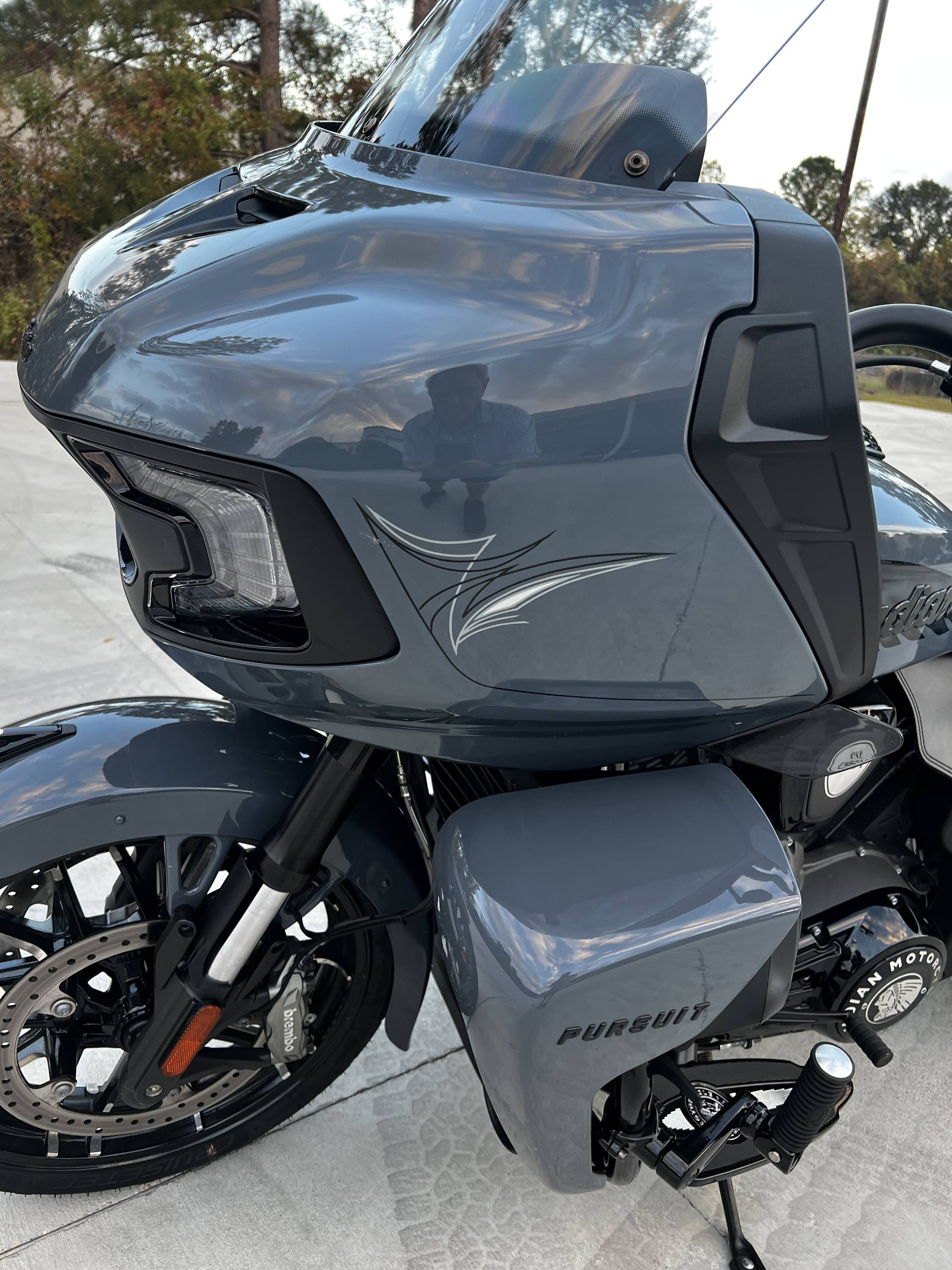 2023 Indian Pursuit Dark Horse 1