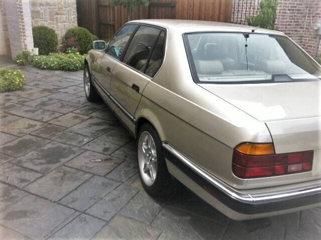 1990 BMW 7 Series 6