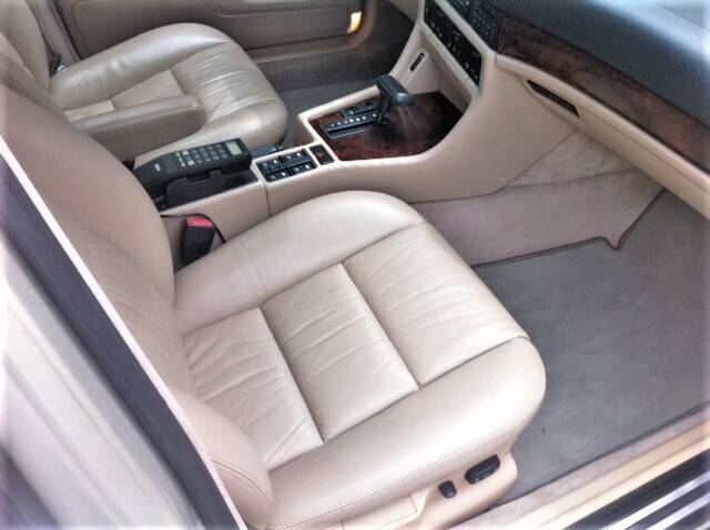 1990 BMW 7 Series 9