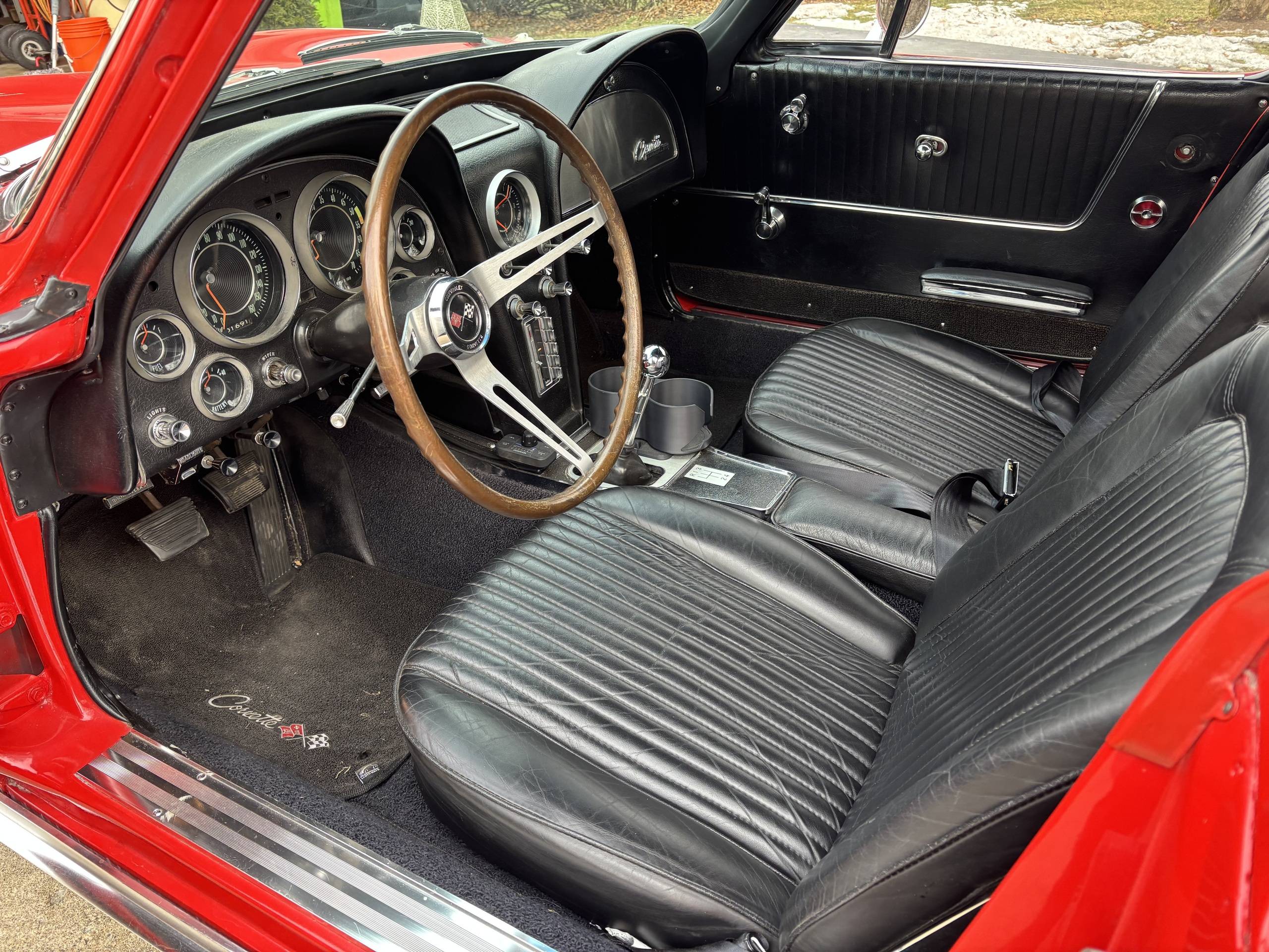 1964 Chevrolet Corvette 27