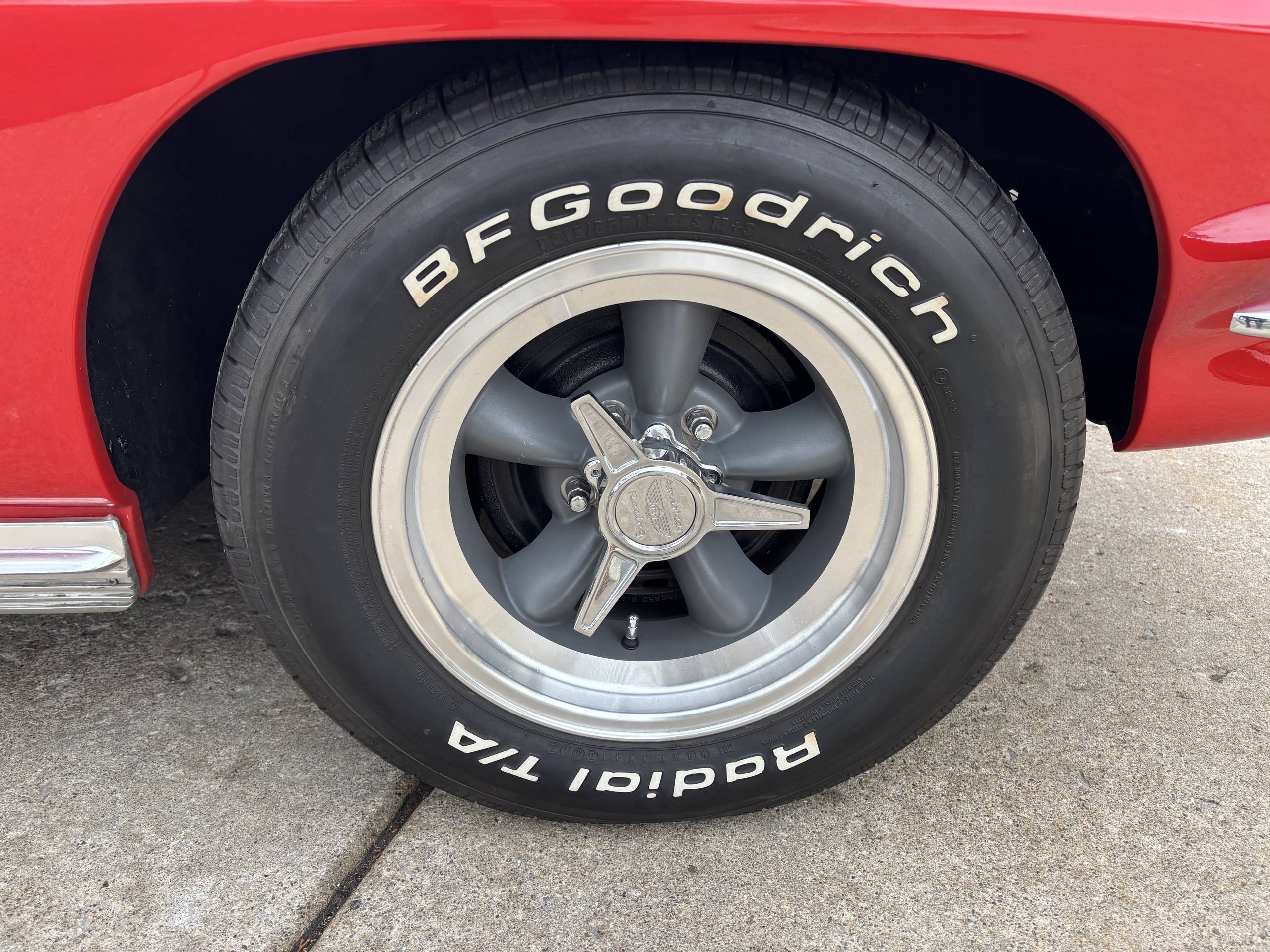 1964 Chevrolet Corvette 22