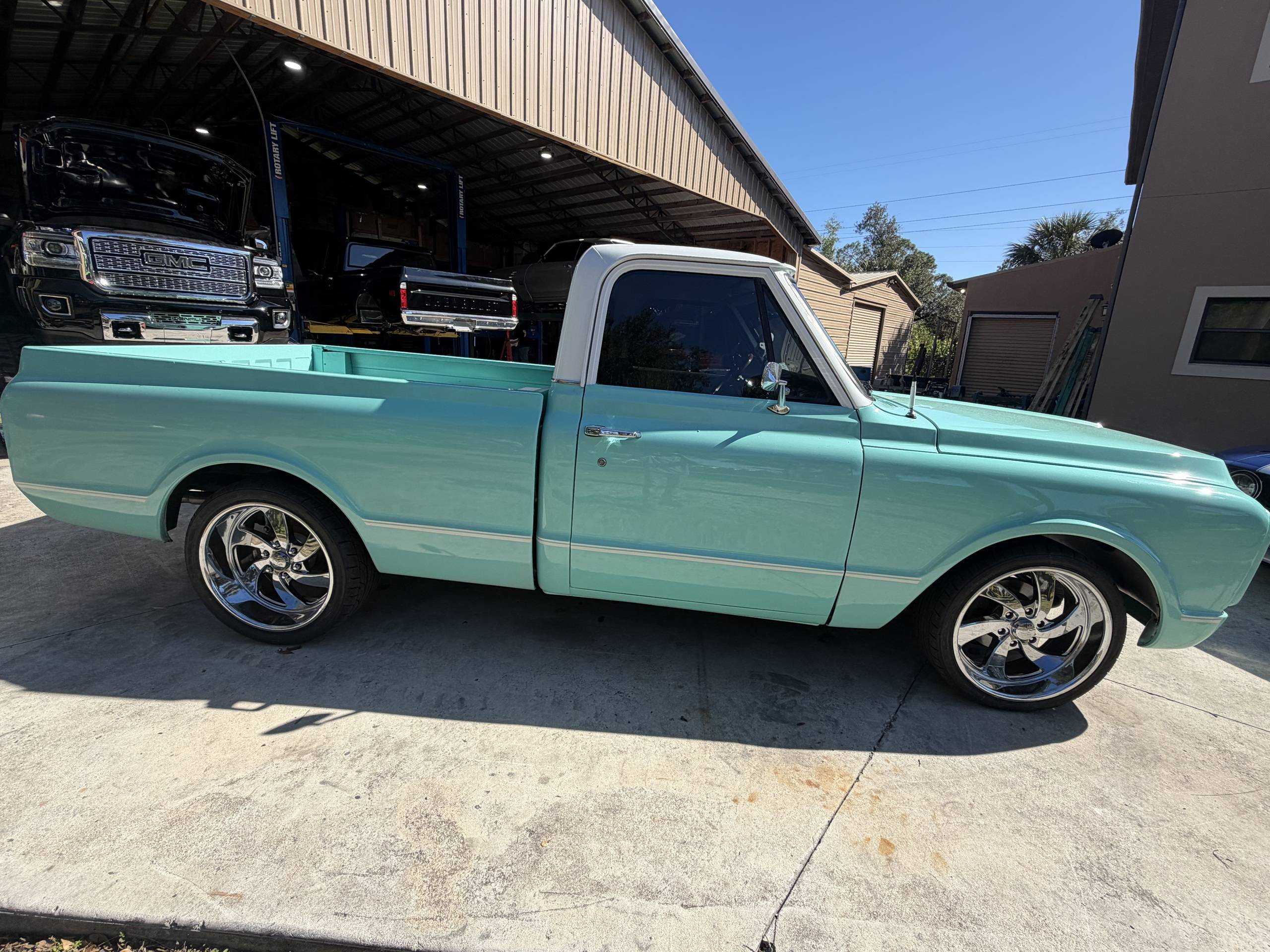 1969 Chevrolet C-10 4