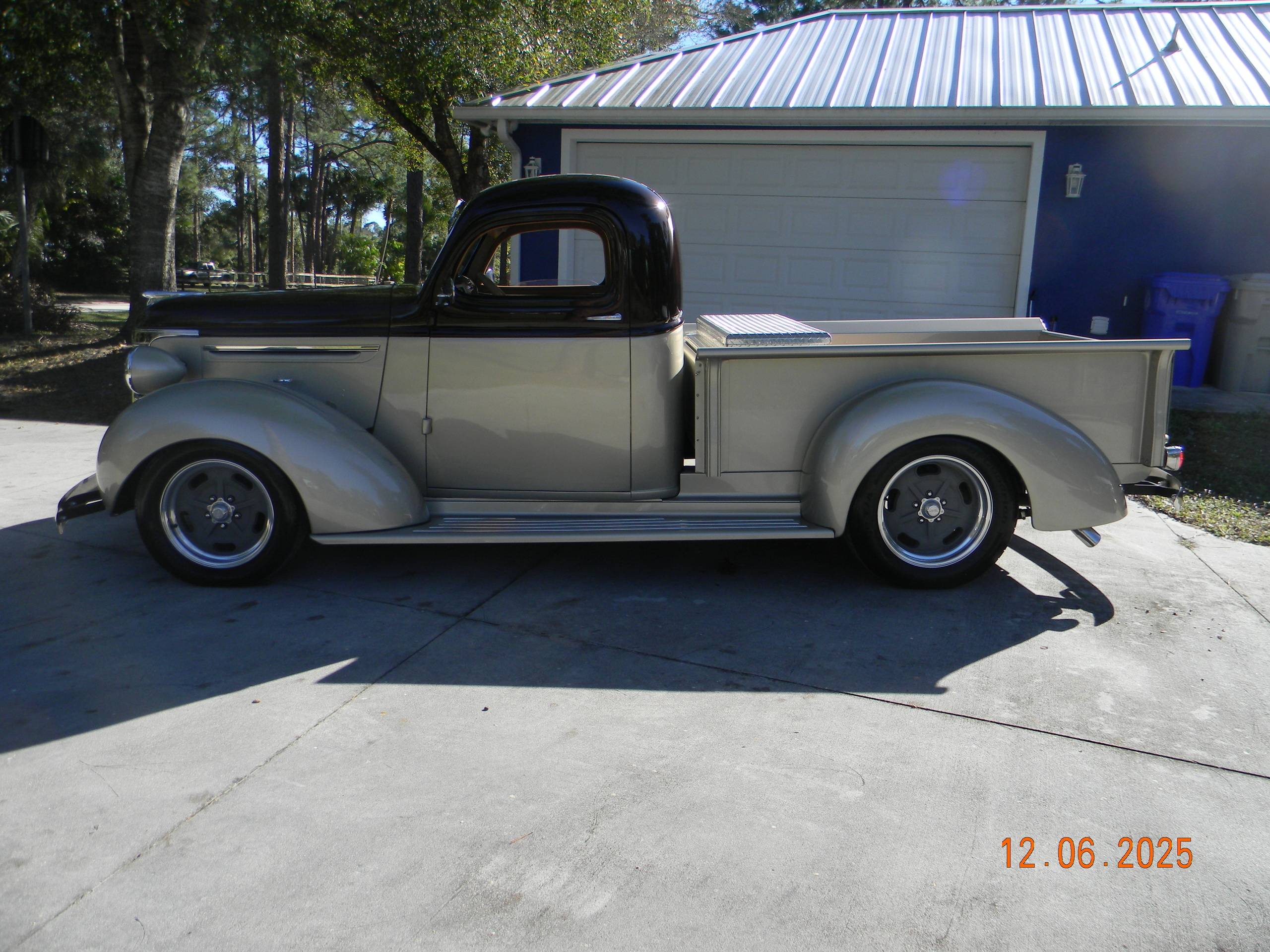 1940 Chevrolet custom 16