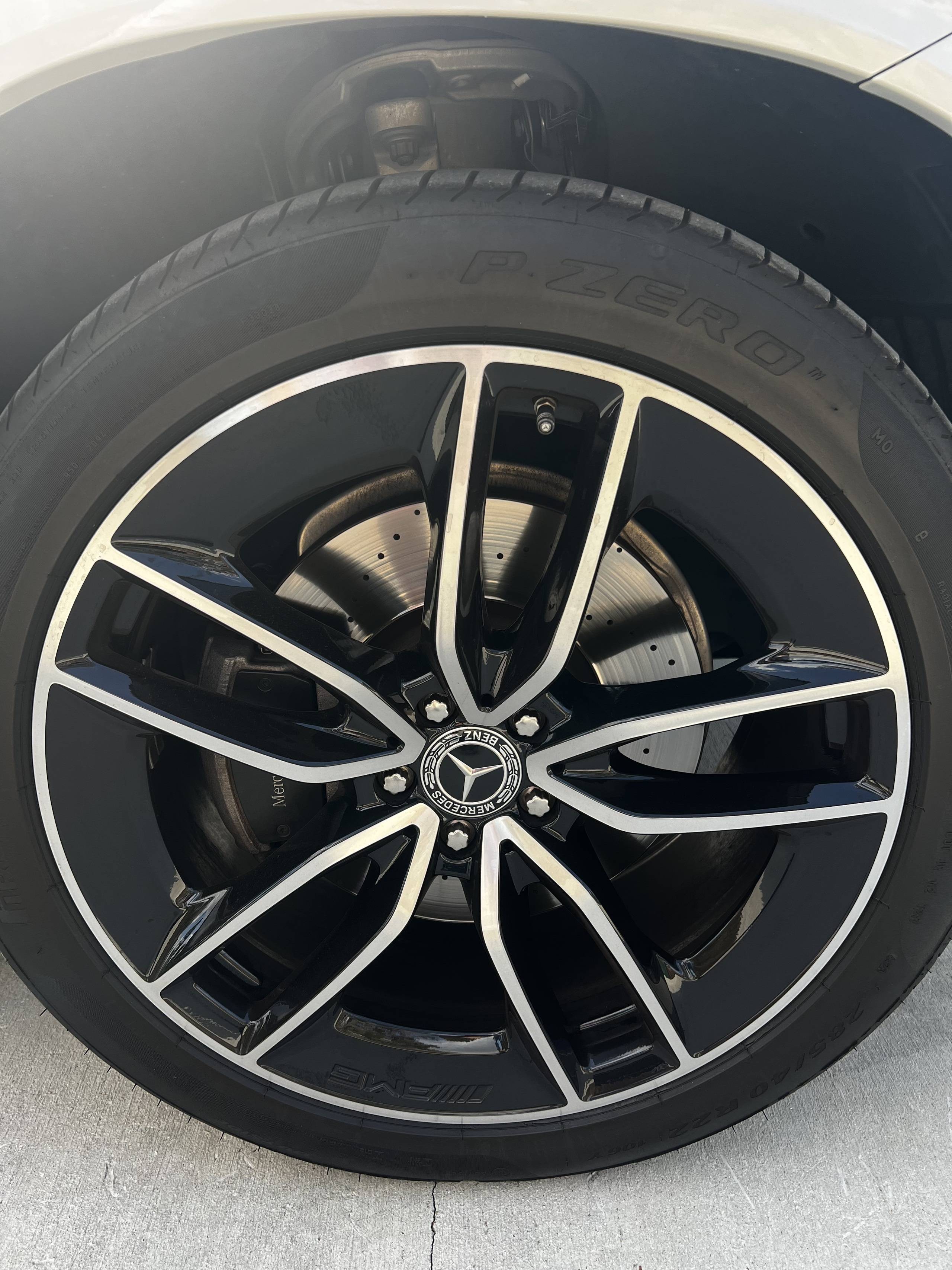 2020 Mercedes-Benz GL-Class 33
