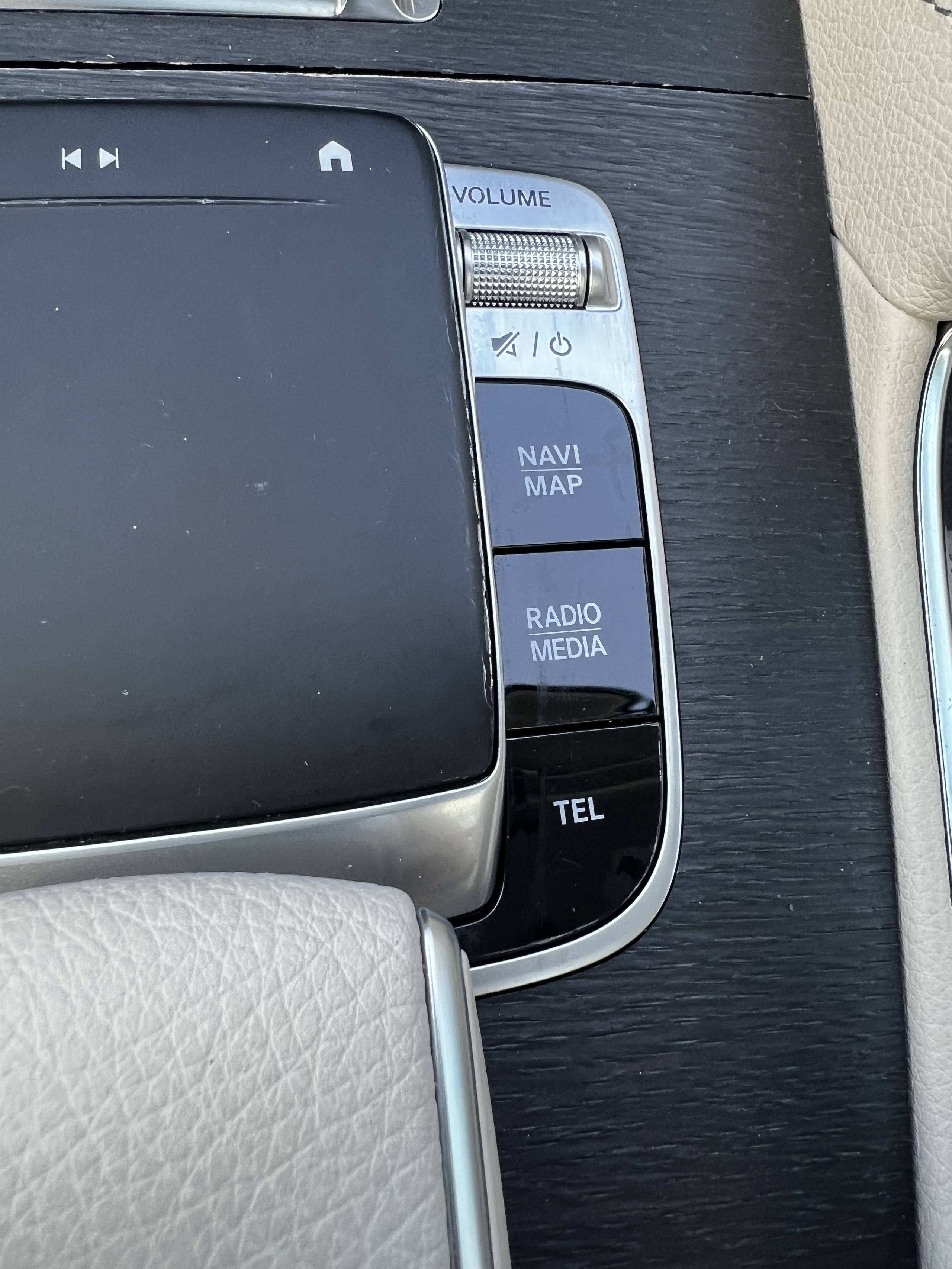2020 Mercedes-Benz GL-Class 18