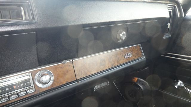 1970 OLDSMOBILE 442 39