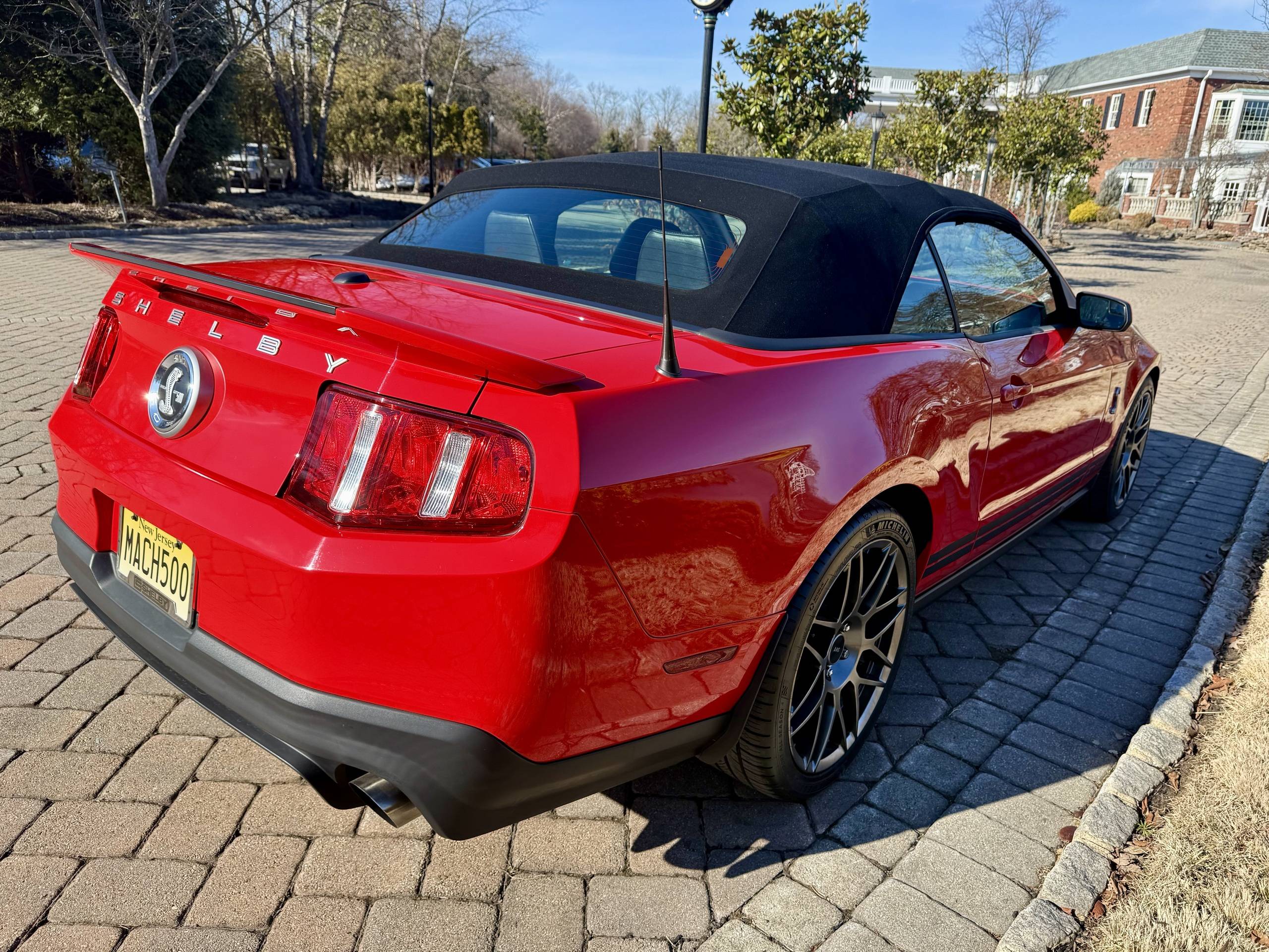 2011 FORD MUSTANG 11